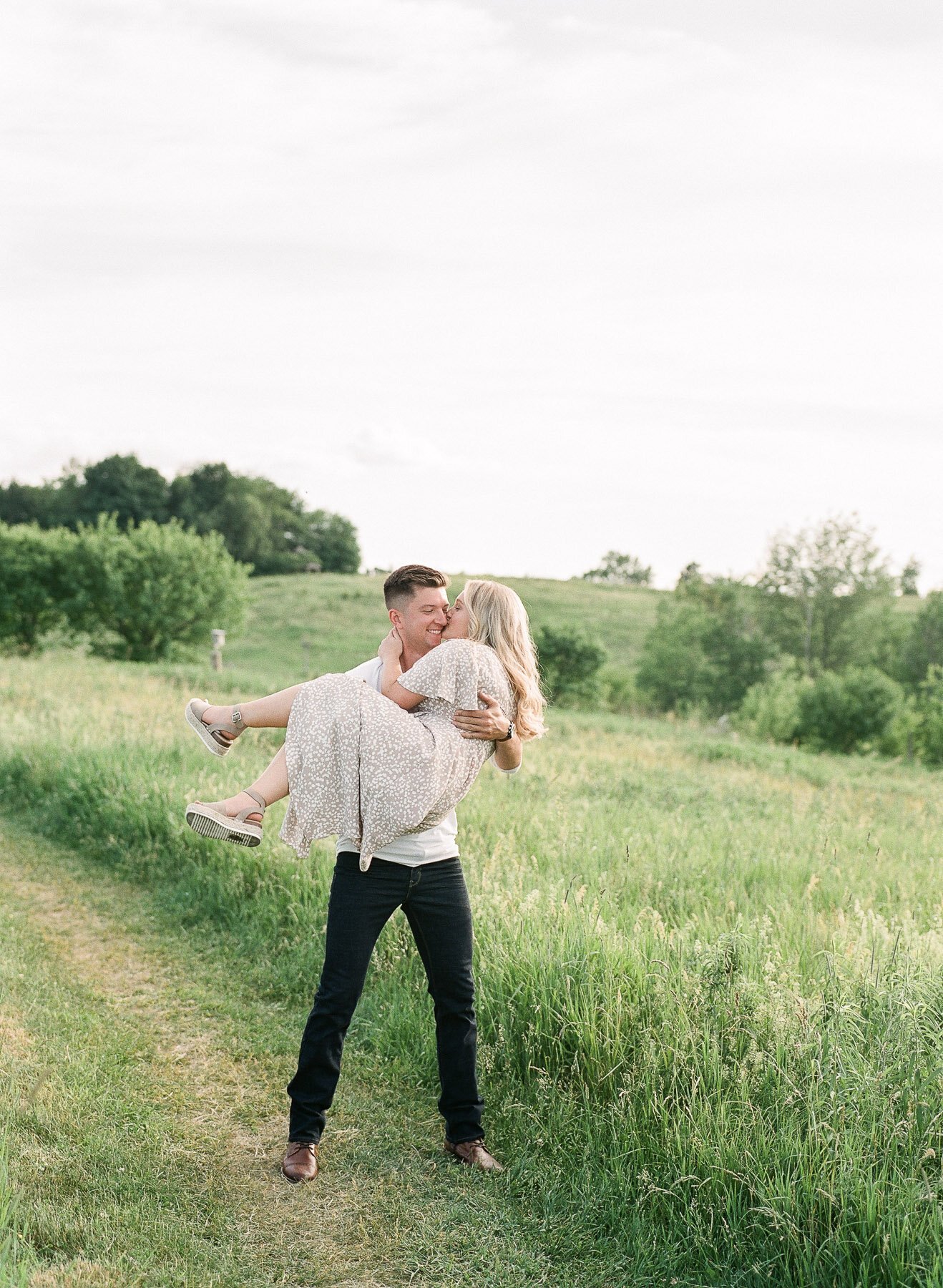 Engagement photographer in upstate NY 