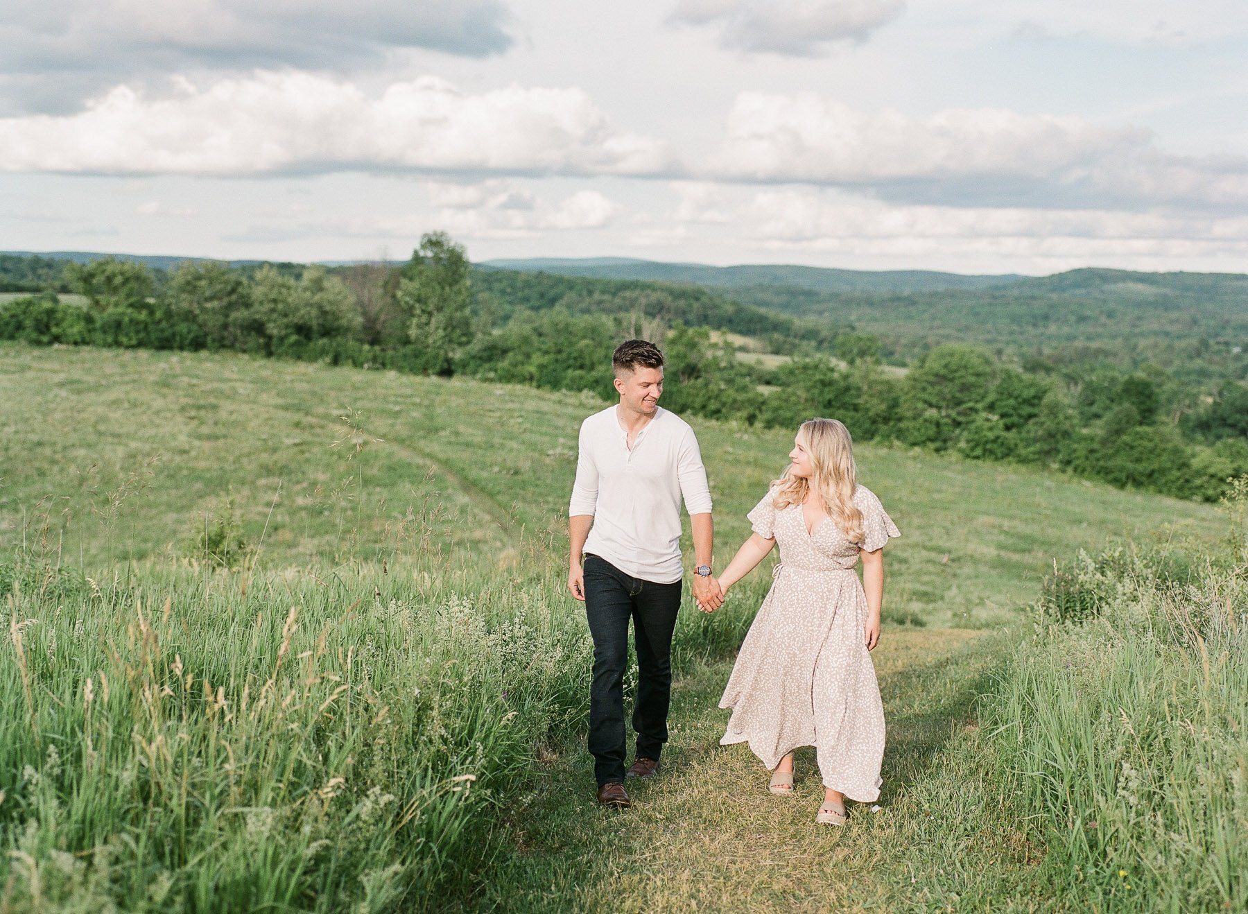 Engagement photographer in upstate NY 