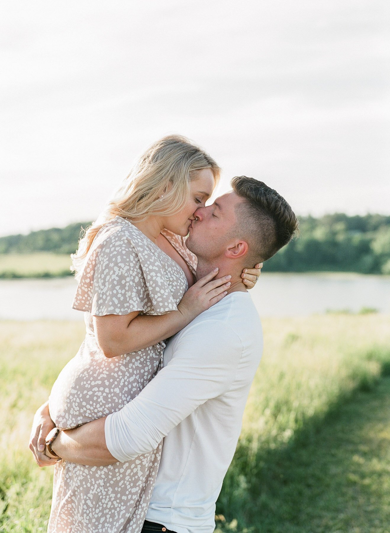 Bishop Engagement Photographer-20.jpg