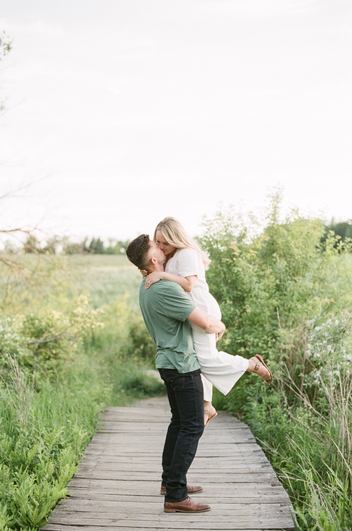 Bishop Engagement Photographer-27.jpg