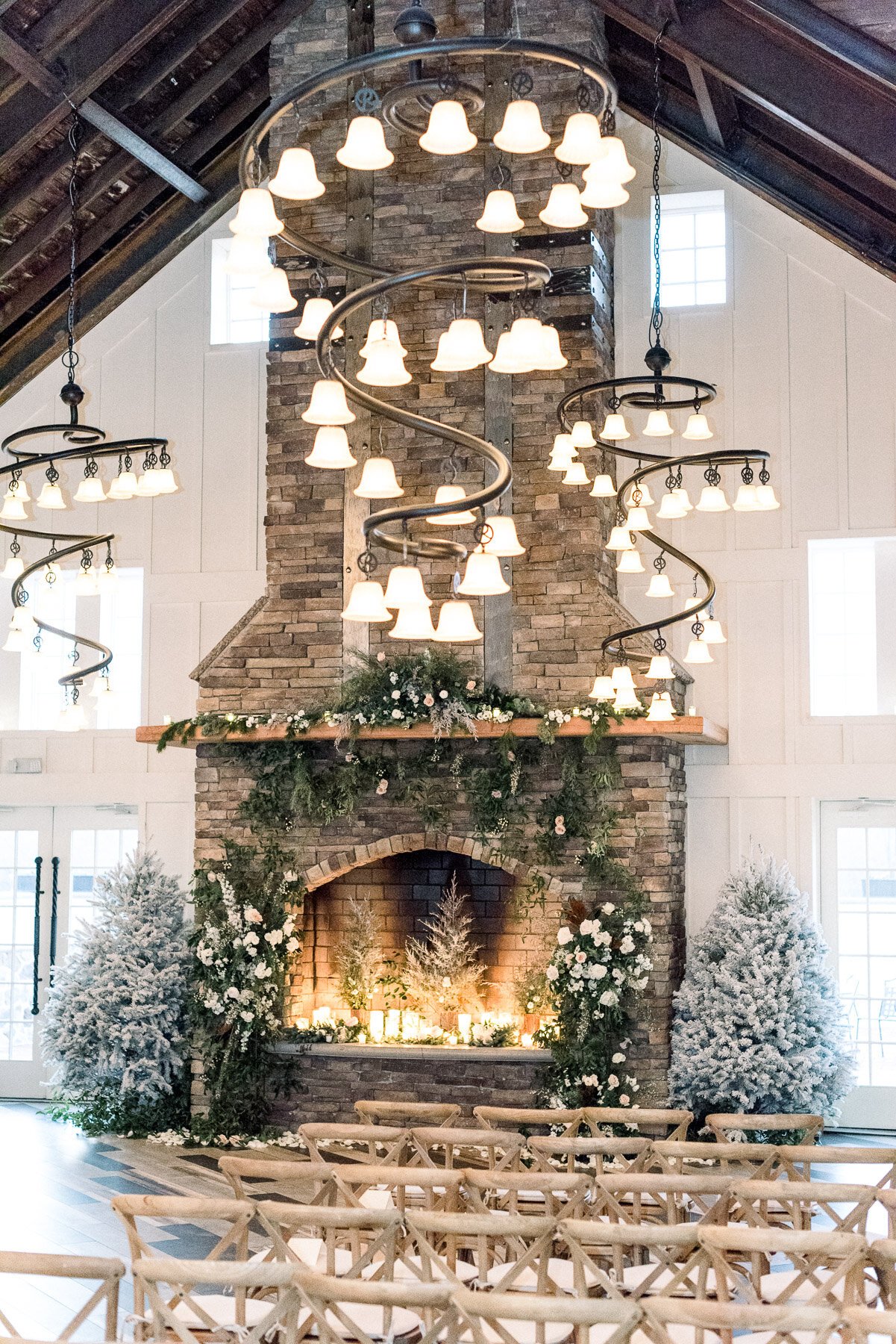 Ryland Inn Winter Wedding by Michelle Lange Photography-56.jpg