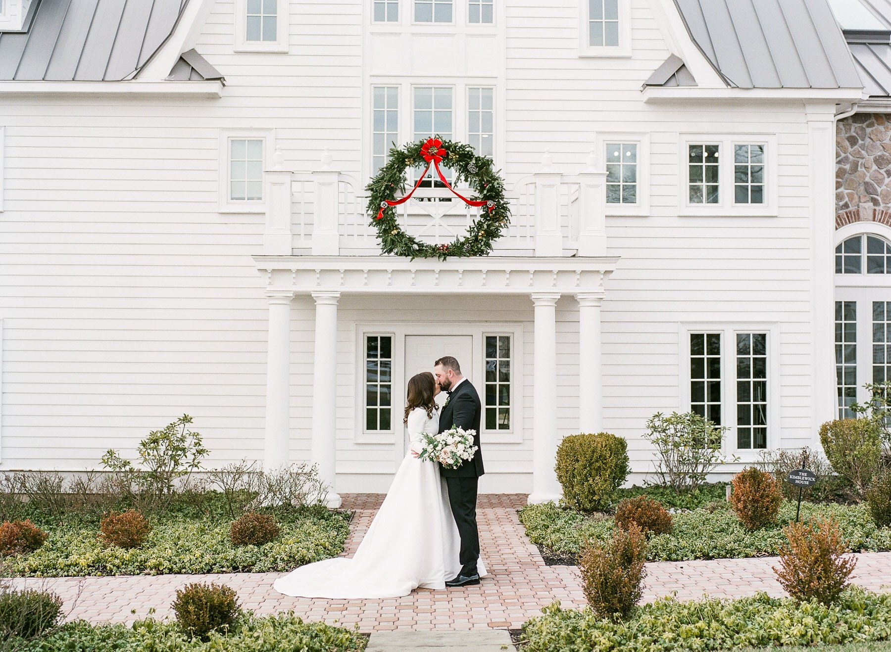 Ryland Inn Winter Wedding by Michelle Lange Photography-24.jpg