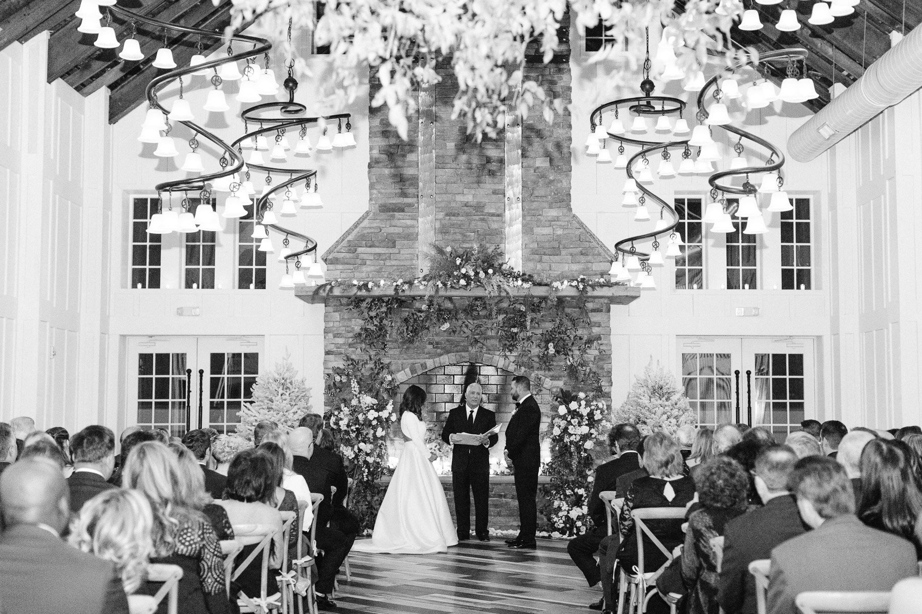 Ryland Inn Winter Wedding by Michelle Lange Photography-46.jpg