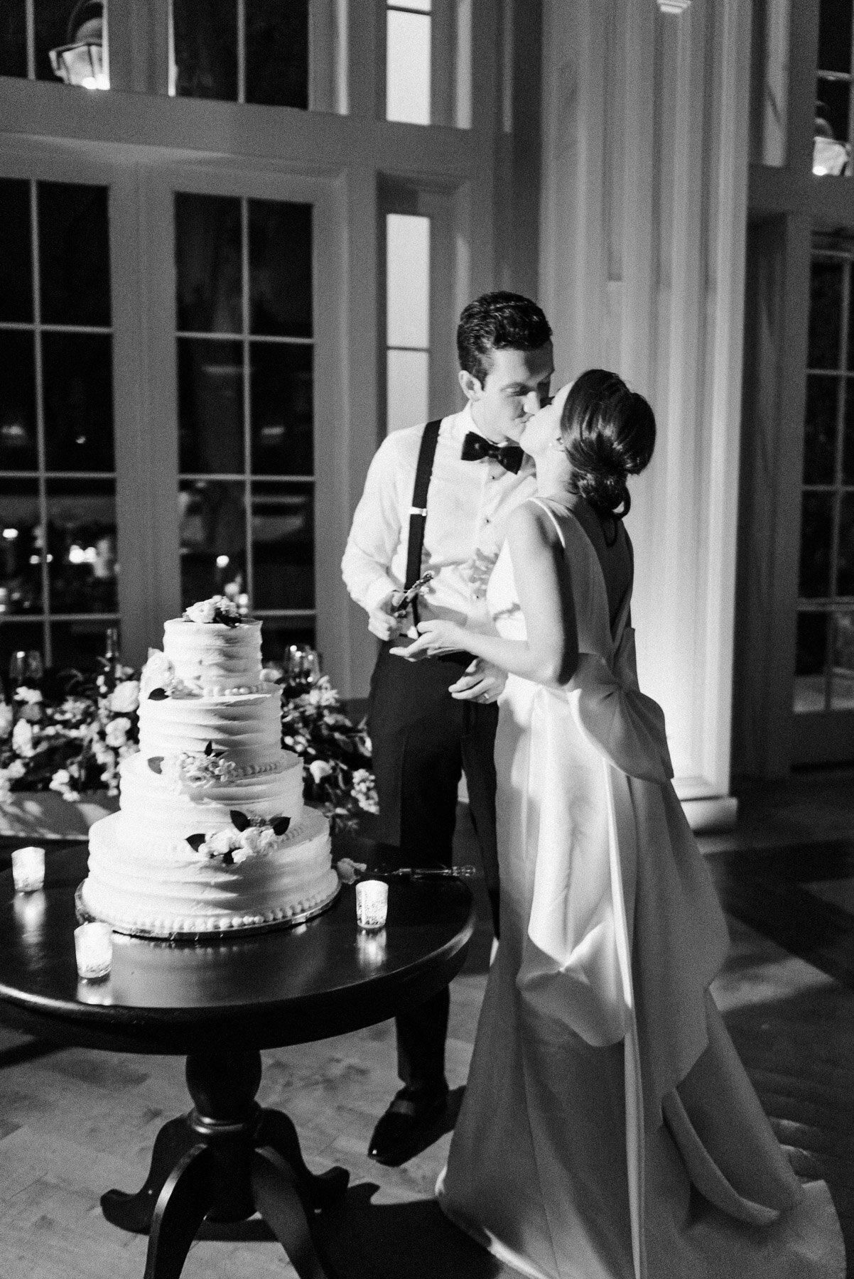 Ryland Inn Grand Ballroom Fall Wedding by Michelle Lange Photography-96.jpg