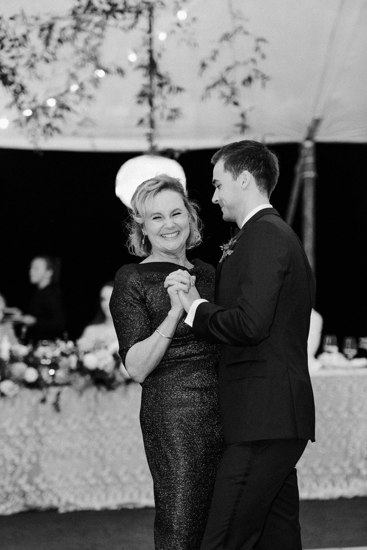 Private Island Upstate NY Wedding by Michelle Lange Photography-83.jpg