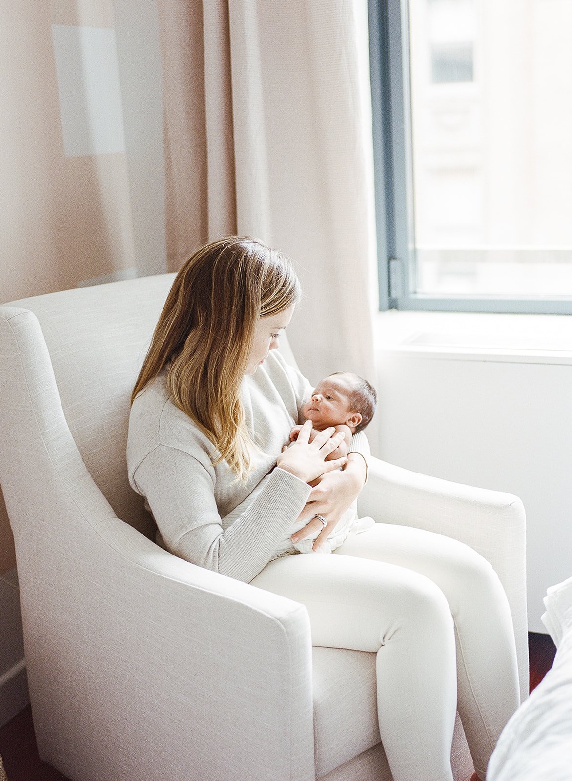 NY Newborn Photographer In Home Session