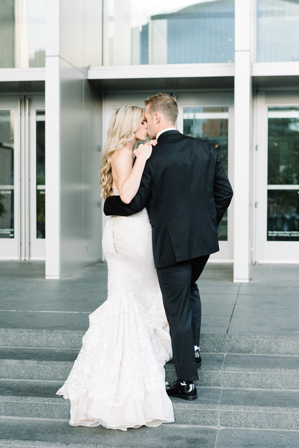 Grand Rapids Michigan Wedding by Michelle Lange Photography-43.jpg