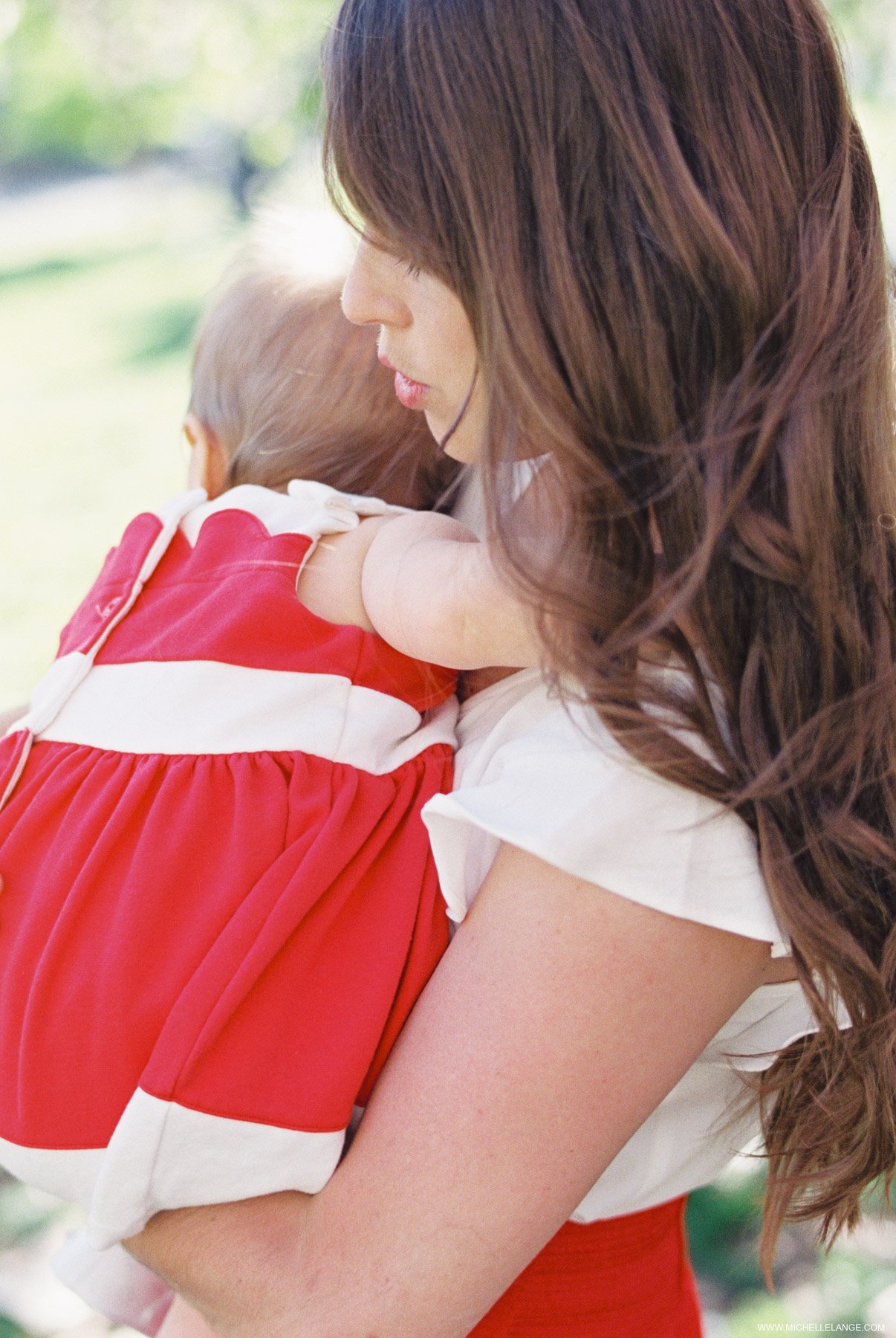 Newborn Fine Art Film Portraits by Michelle Lange Photography-5.jpg