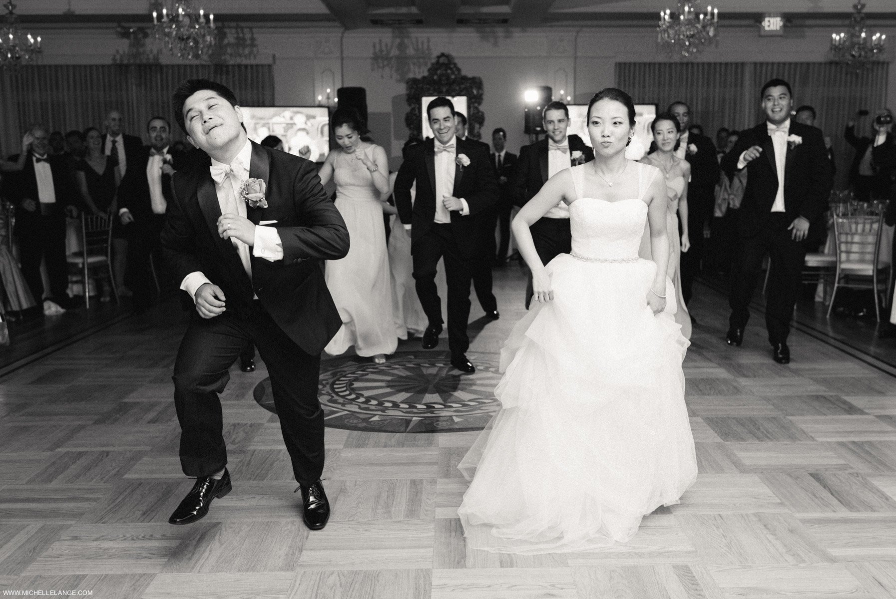 Bride and Groom Dance Moves The Carltun