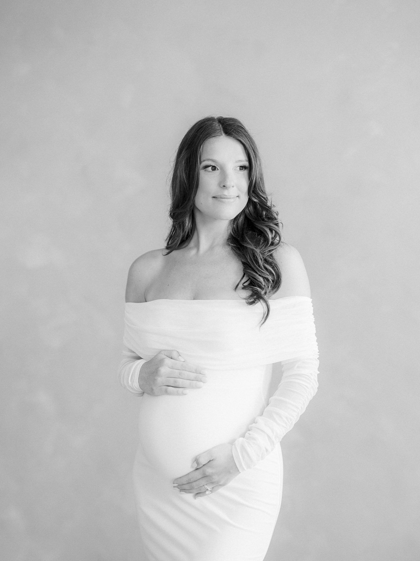 Simeone Maternity by Michelle Lange Photography-7.jpg
