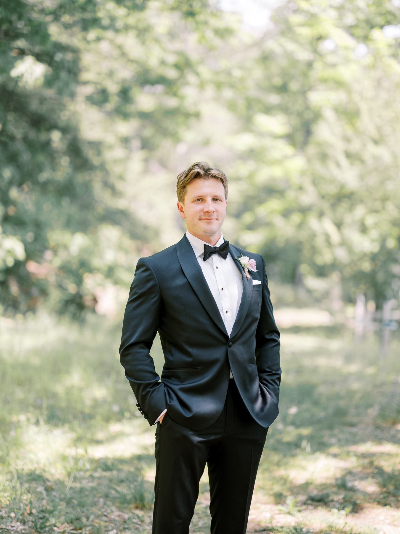 Ian and Erin Lake George Club Wedding by Michelle Lange Photography-30.jpg