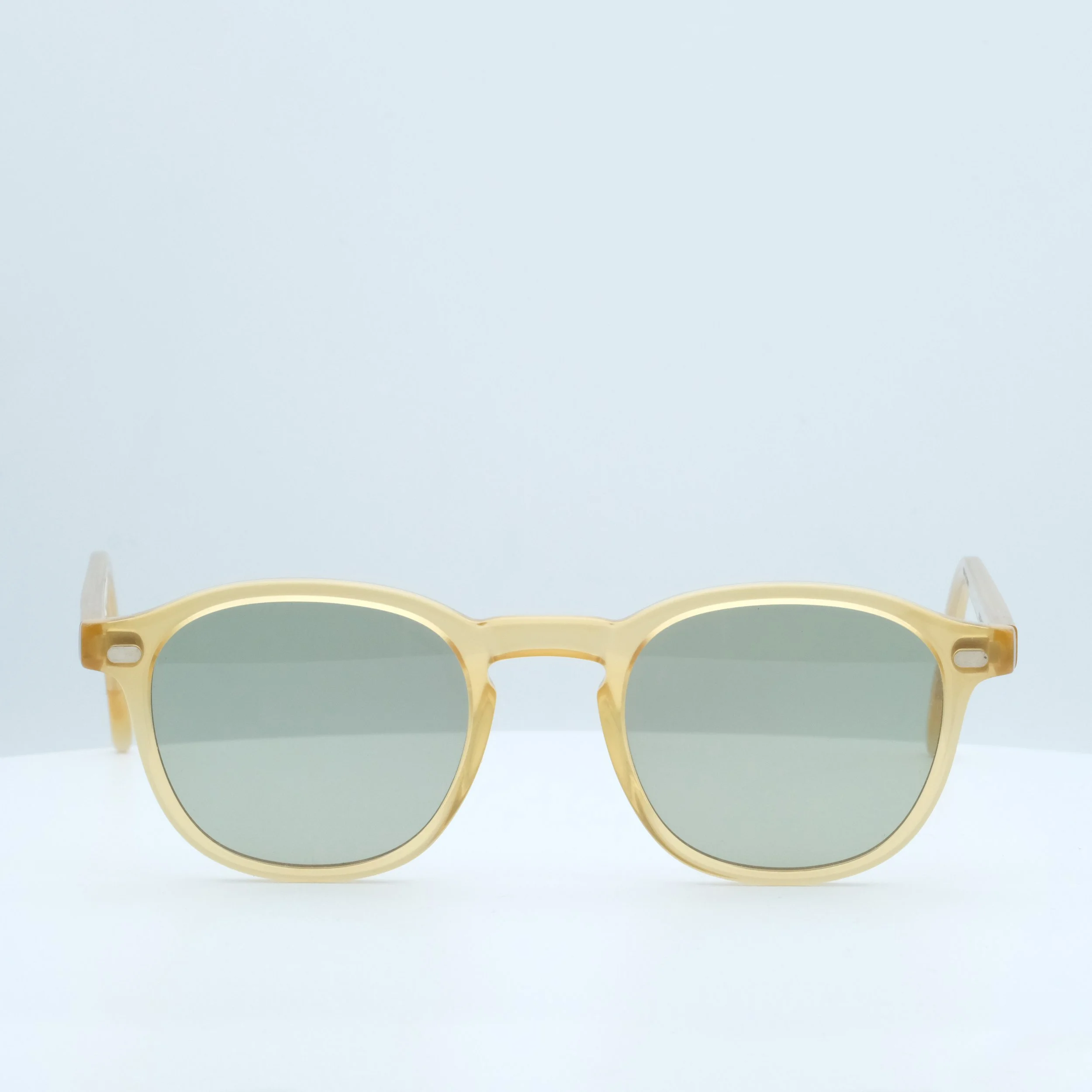 Lazare Studio - Gopnik