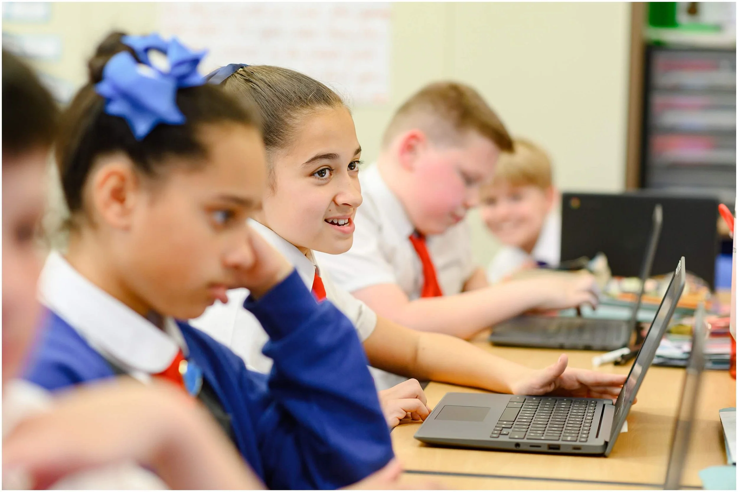 school-photographer-manchester-mick-cookson-holy-cross-all-saints-website-61.jpg