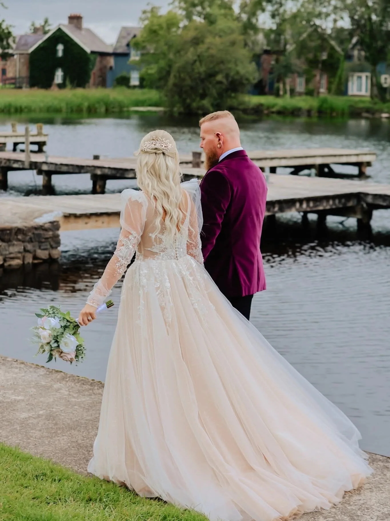 Rachel &amp; David 🤍

The biggest congratulations to our gorgeous bride Rachel! What a beautiful day and such a perfect choice of dress for you. We knew the moment you said yes that you&rsquo;d look unreal on your wedding day 🤍

Wishing you both a 