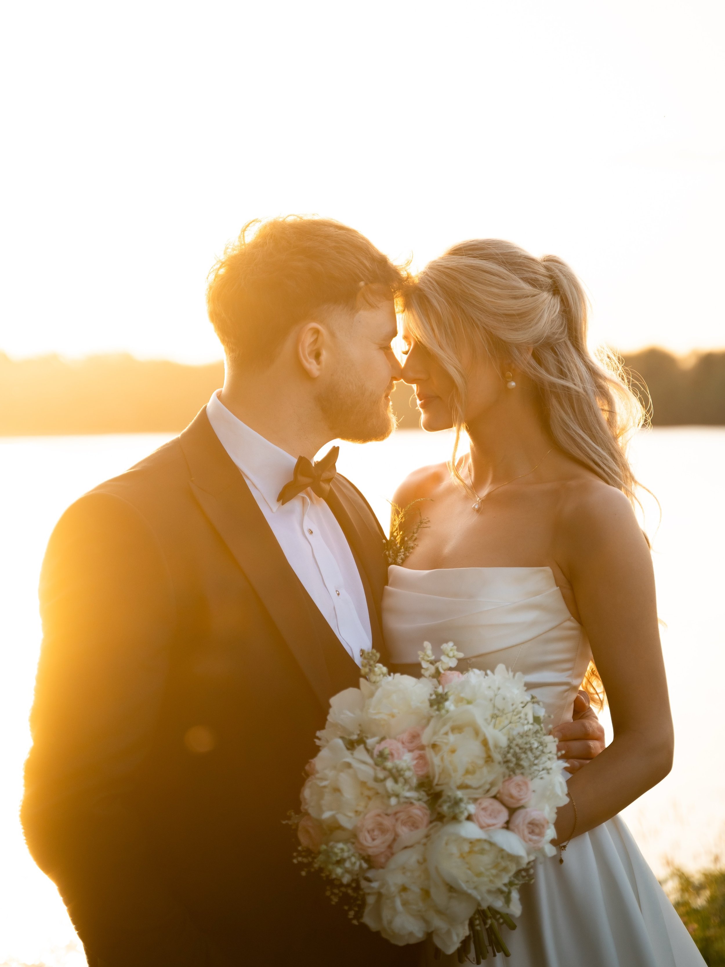 Our gorgeous bride Danielle on her wedding day!! 🤍

How absolutely BEAUTIFUL did she look?! Everything about these photos is just stunning, and Danielle, your dress couldn&rsquo;t have been more perfect for you!!

We absolutely loved having you in t