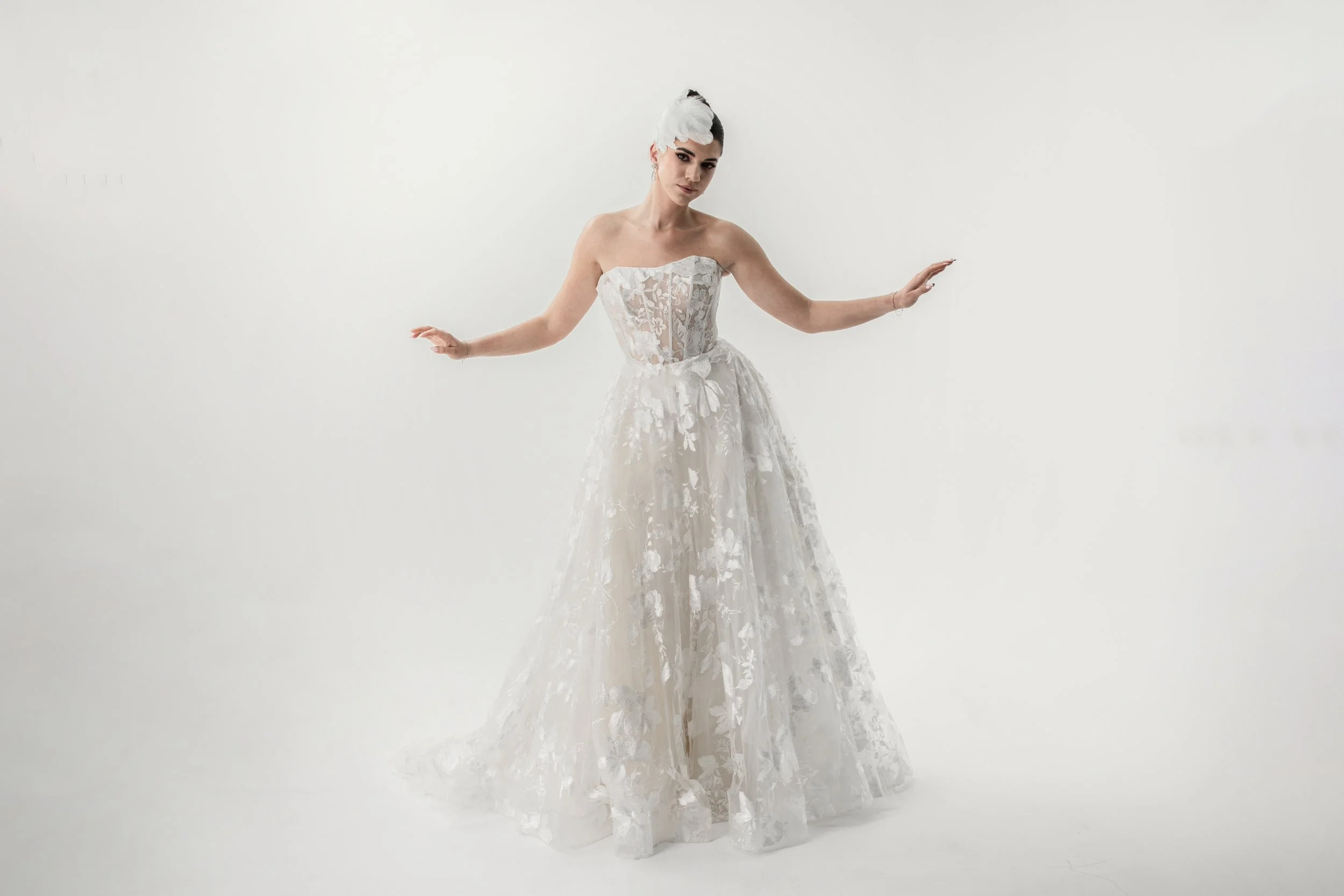 Giles Turner Bridal White 251188.jpeg
