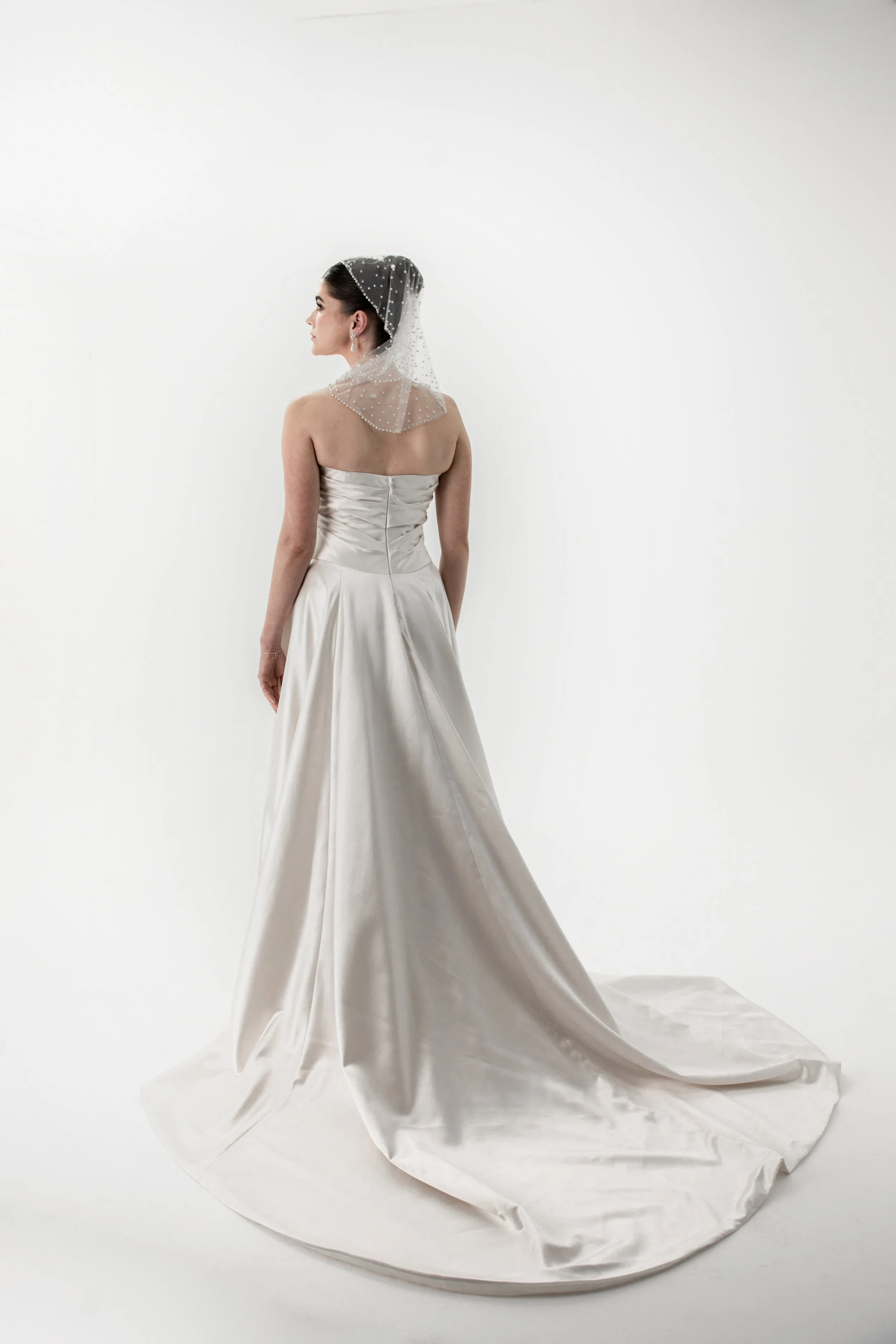 Giles Turner Bridal White 250938.jpeg