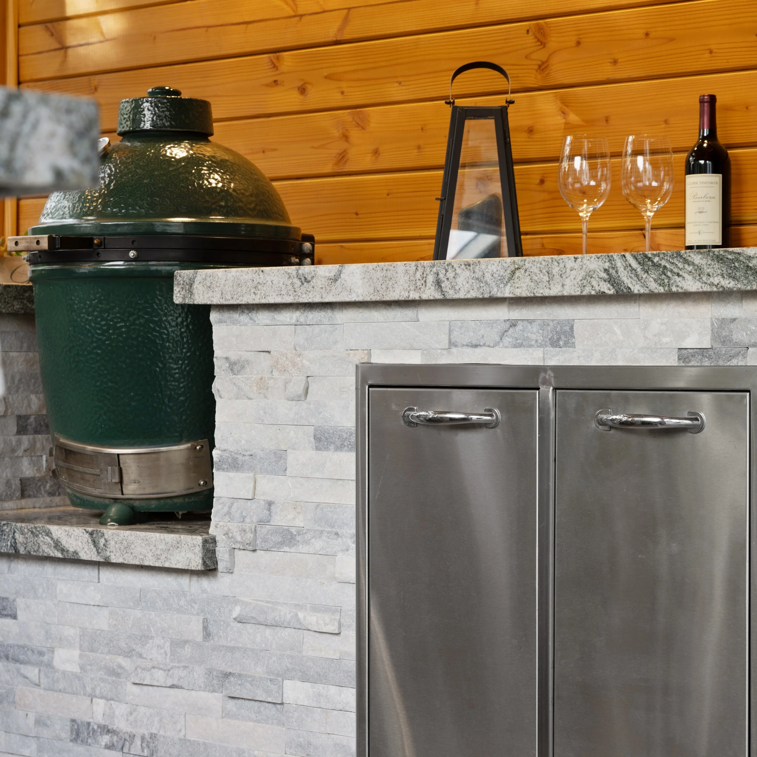 1132 58th St_Outdoor Kitchen_11.jpg