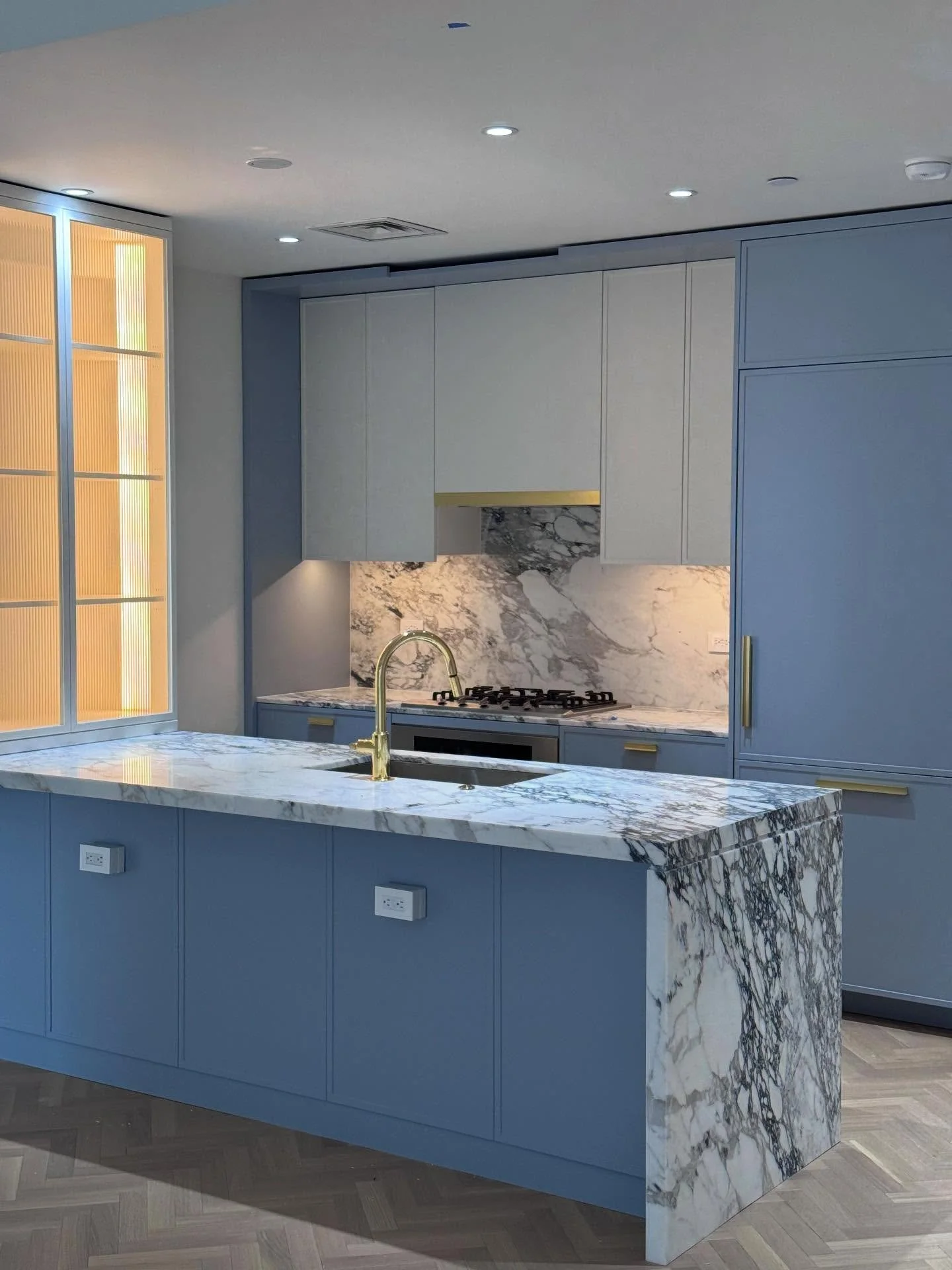 Finishes at @lamaisoncollette by @parisforino