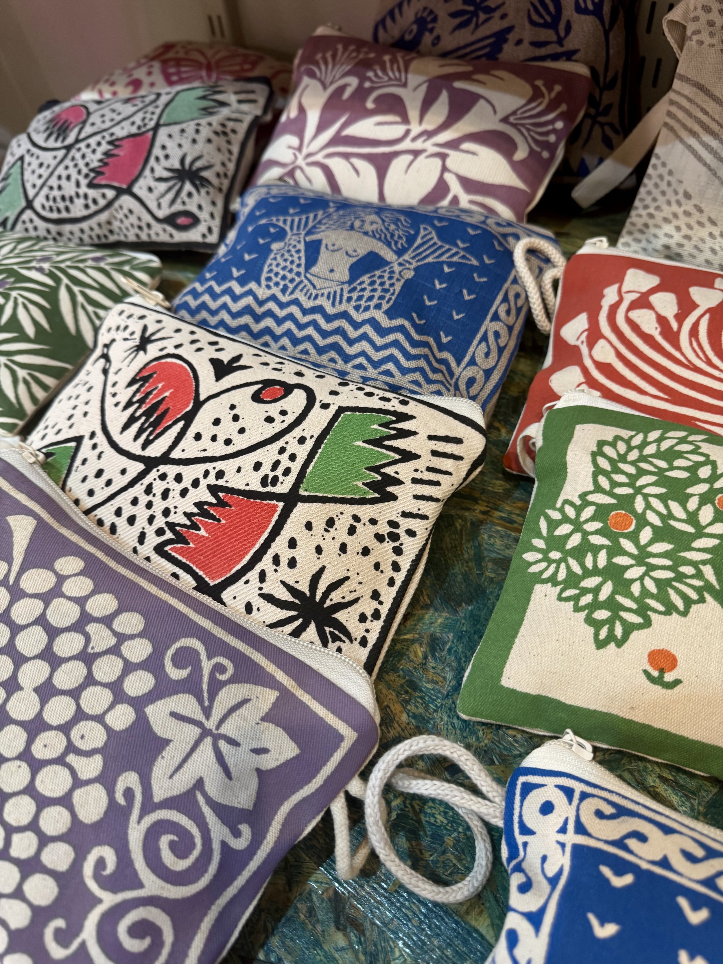 Nantoe Kaipoy Cotton and Linen Textiles