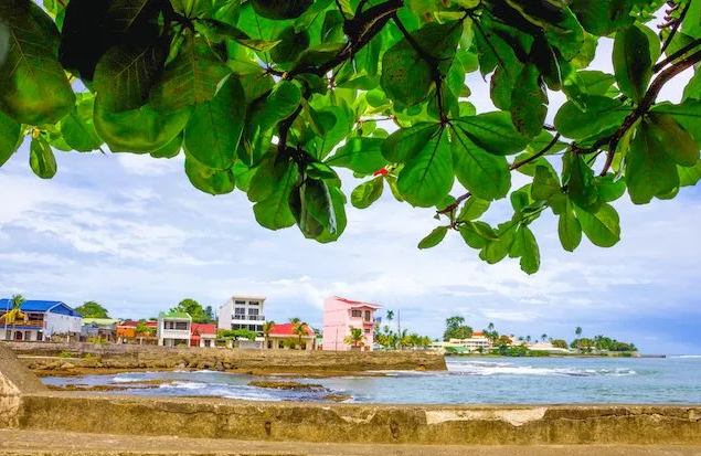 Puerto Viejo vs Puerto Limón: Which Costa Rica Stop Is Better?