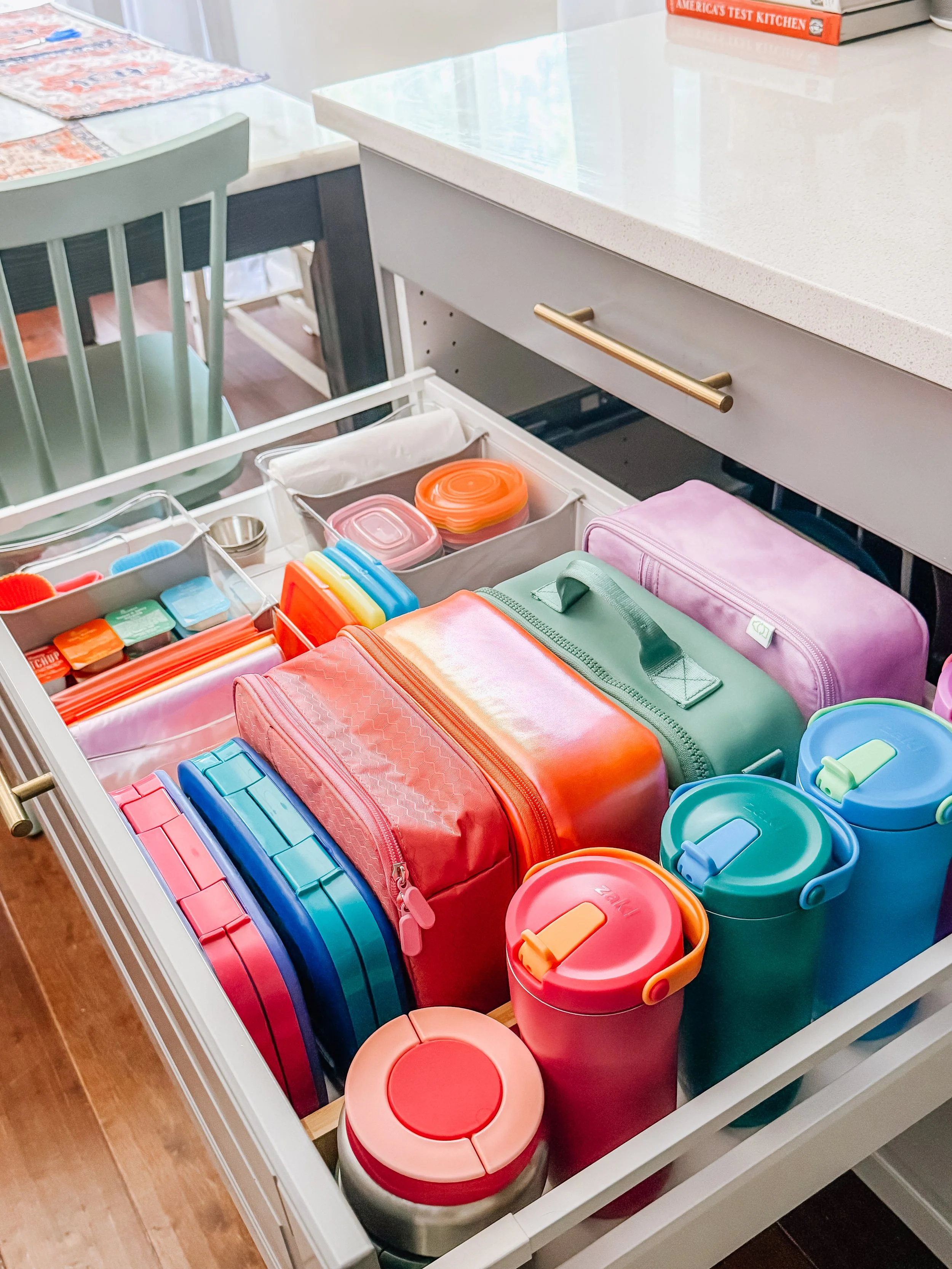 Lunches Made Easy: How to Prep, Organize &amp; Pack School Lunches Without Losing Your Mind