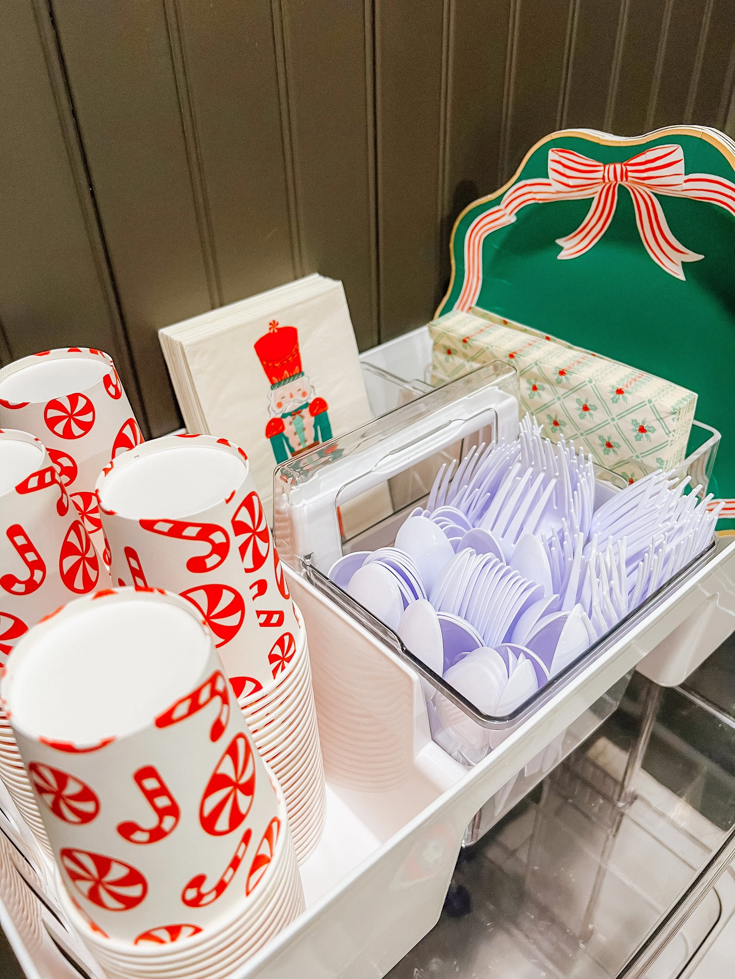 Stress-Free Entertaining: How to Stay Organized While You Host