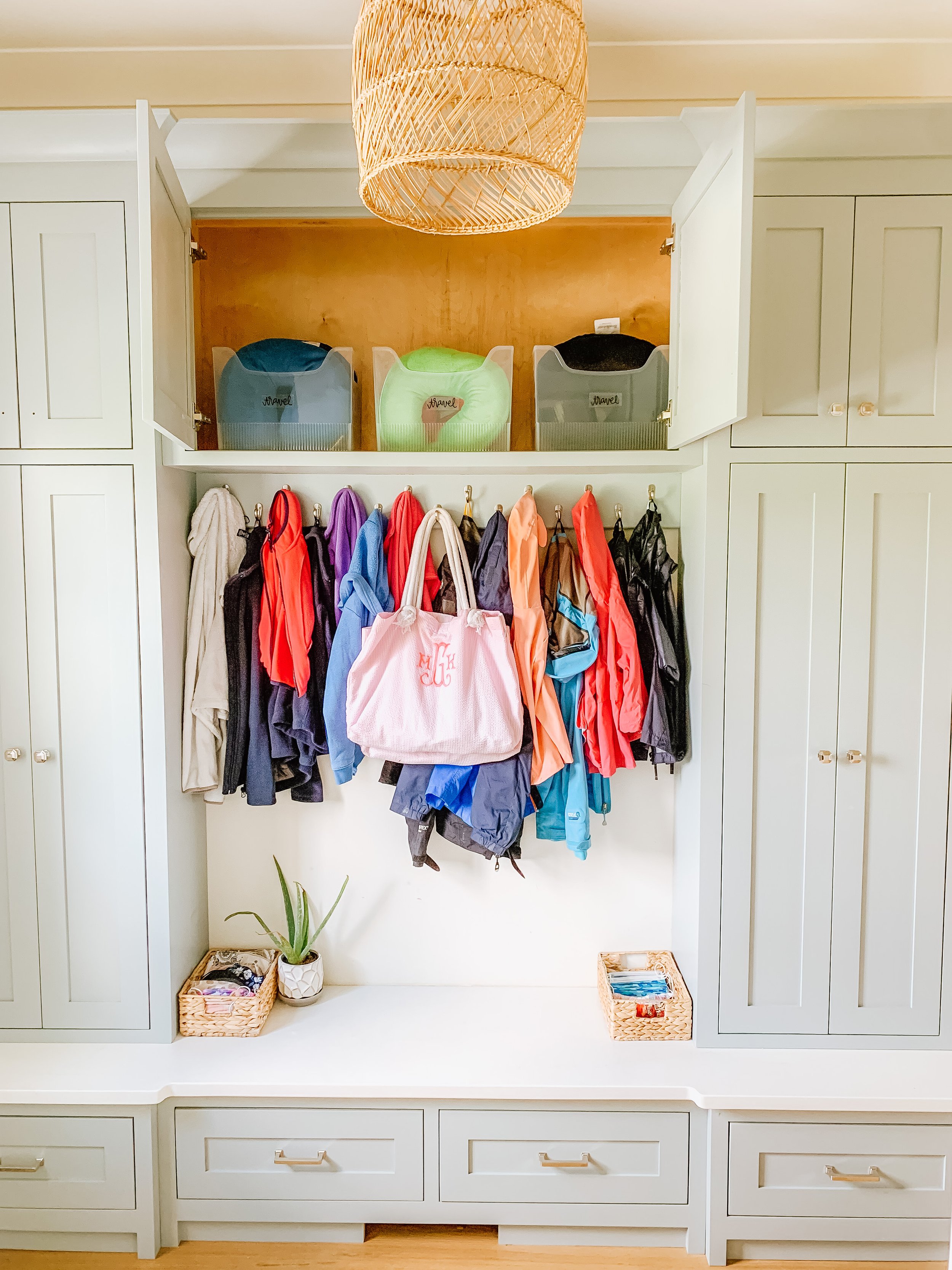 How to Clear/Clean Out the Mudroom/Entryway of Winter Items