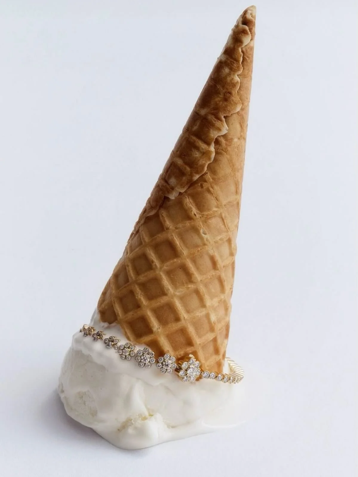 Where has the trend for using food as jewellery props come from? I&rsquo;m not sure if I love or hate it but it&rsquo;s certainly eye catching!