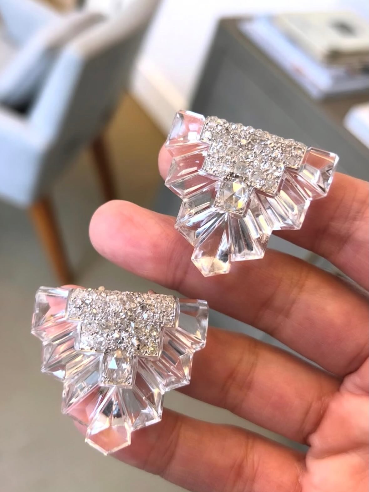 Suzanne Belperron

Here are some of her beautiful designs, both old and new

via Frank Everett, Symbolic &amp; Chase, Jill Newman, Danielle Sultan&amp; Pinterest