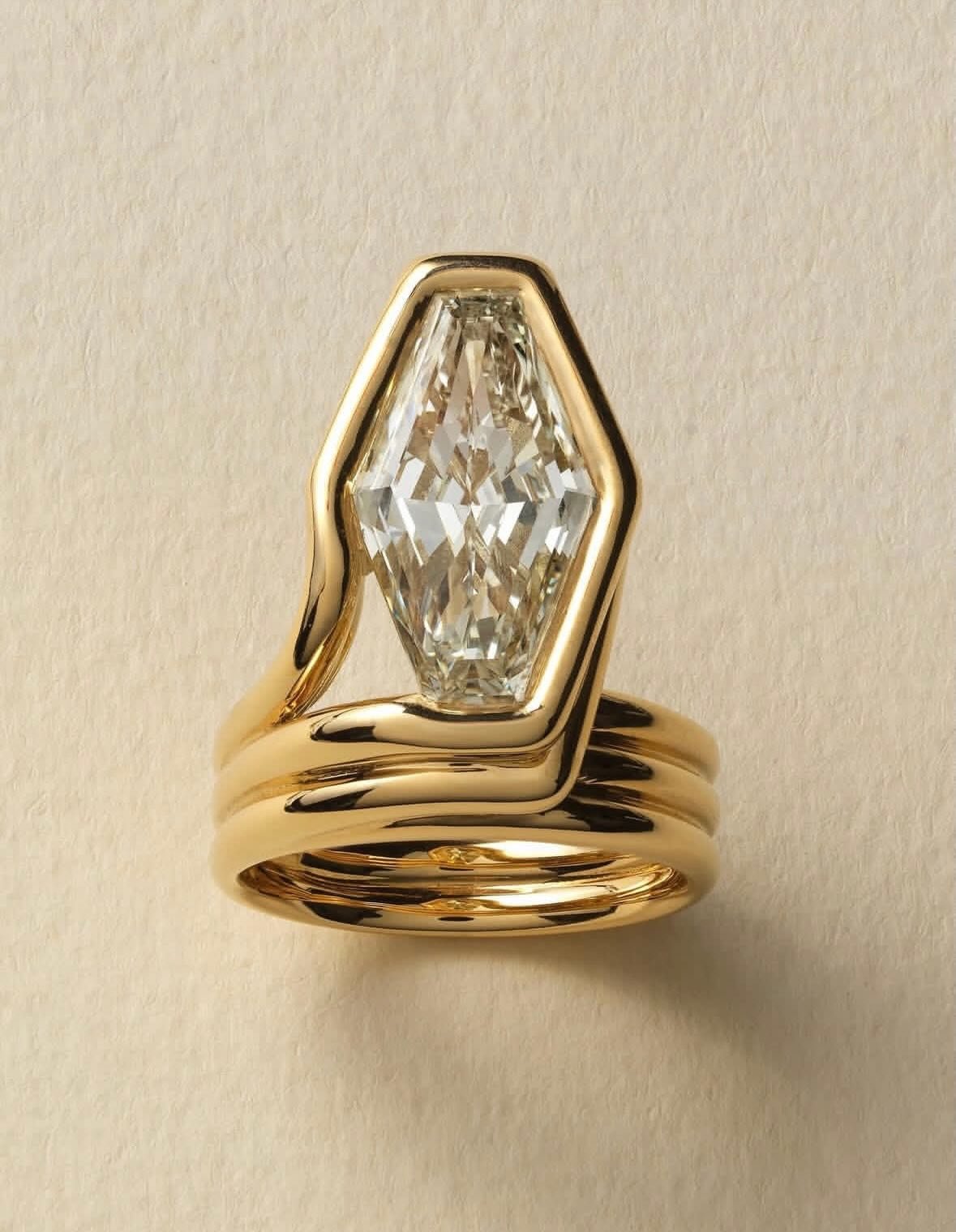 Jewellery I&rsquo;ve loved recently

1. Danielle Sultan
2. Jessica McCormack
3. Didier via Jessica Diamond
4. Secret compartments by Ebonny Munro
5. I&rsquo;m not sure who this is by, found on Pinterest
6. Retro bow ring from Joseph Bonnar
7. Antique