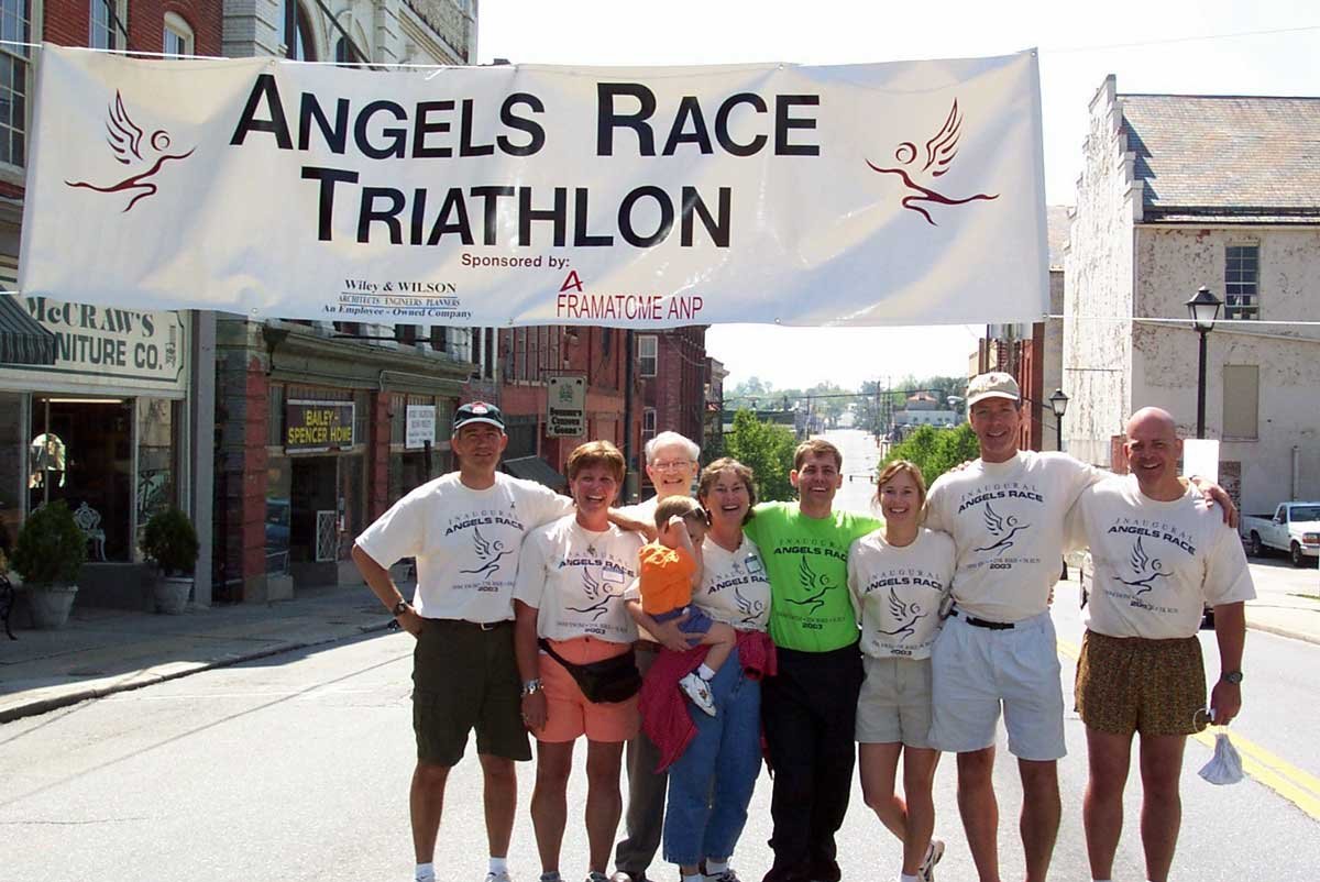 Angels-Race-VA-2003_Image12.jpg