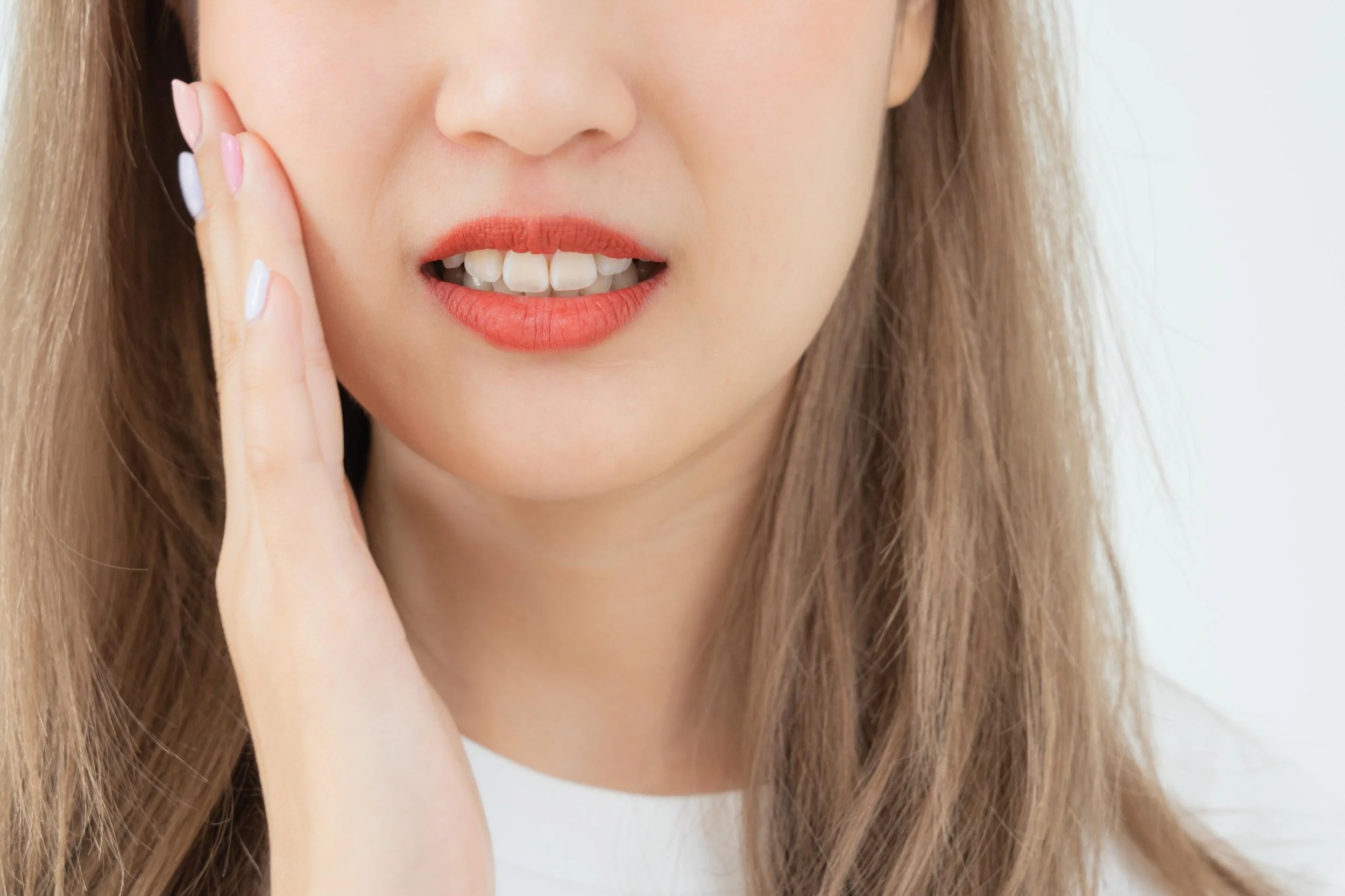 อาการเสียวฟัน หนึ่งในผลข้างเคียงหลังฟอกฟันขาวด้วยตัวเอง