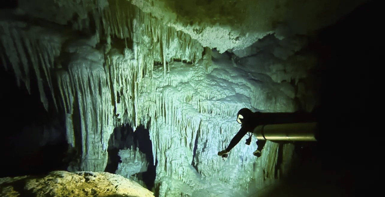 batcave.wall.jpg