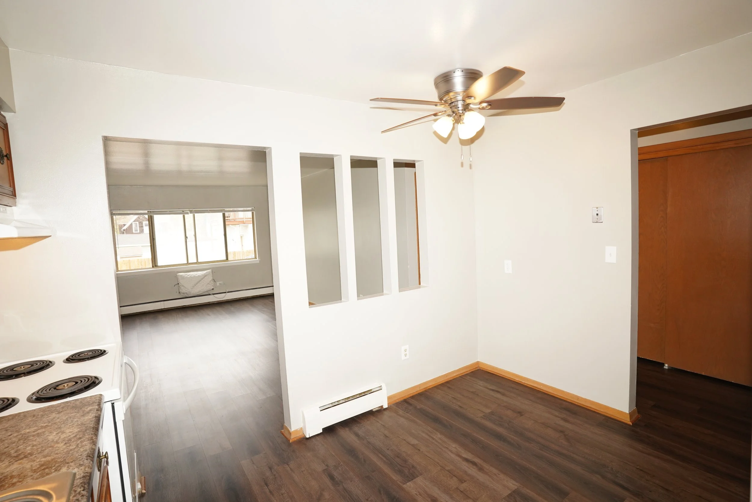 104 Move-in 5-1-25 Kitchen (19).JPG