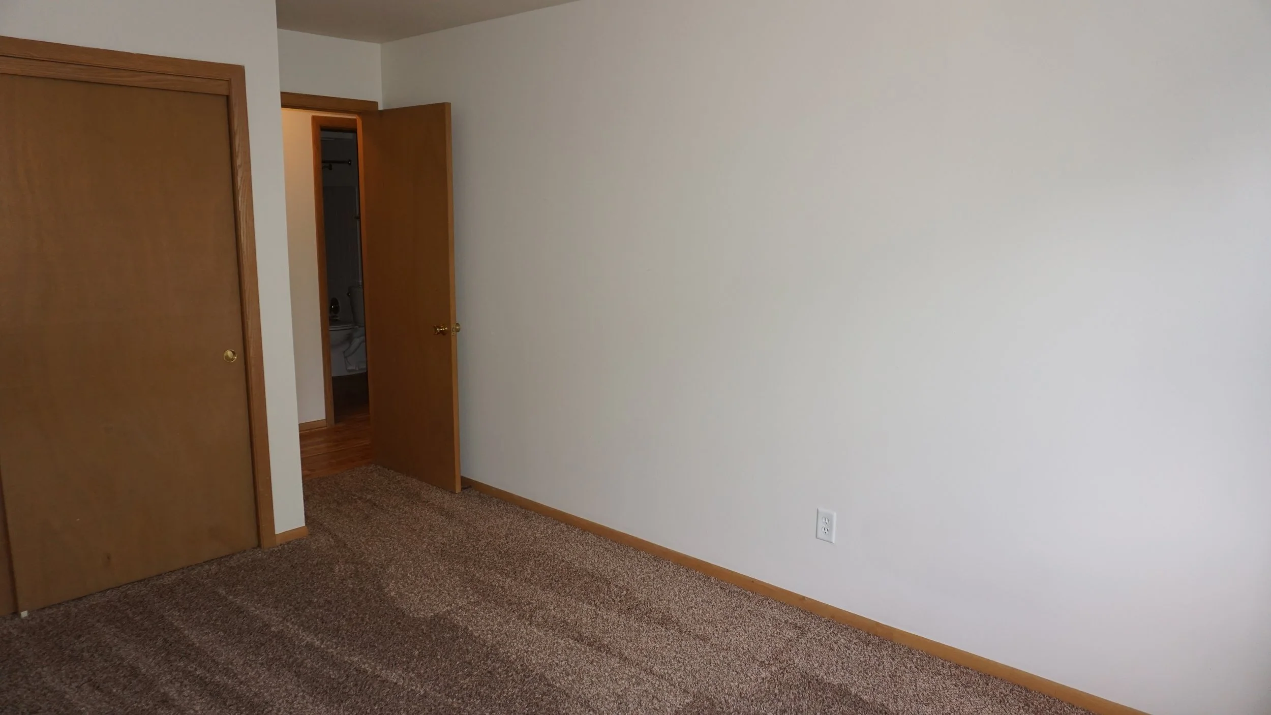 2-bedroom apartment at Hartwell Place Apartments in Waukesha - 208