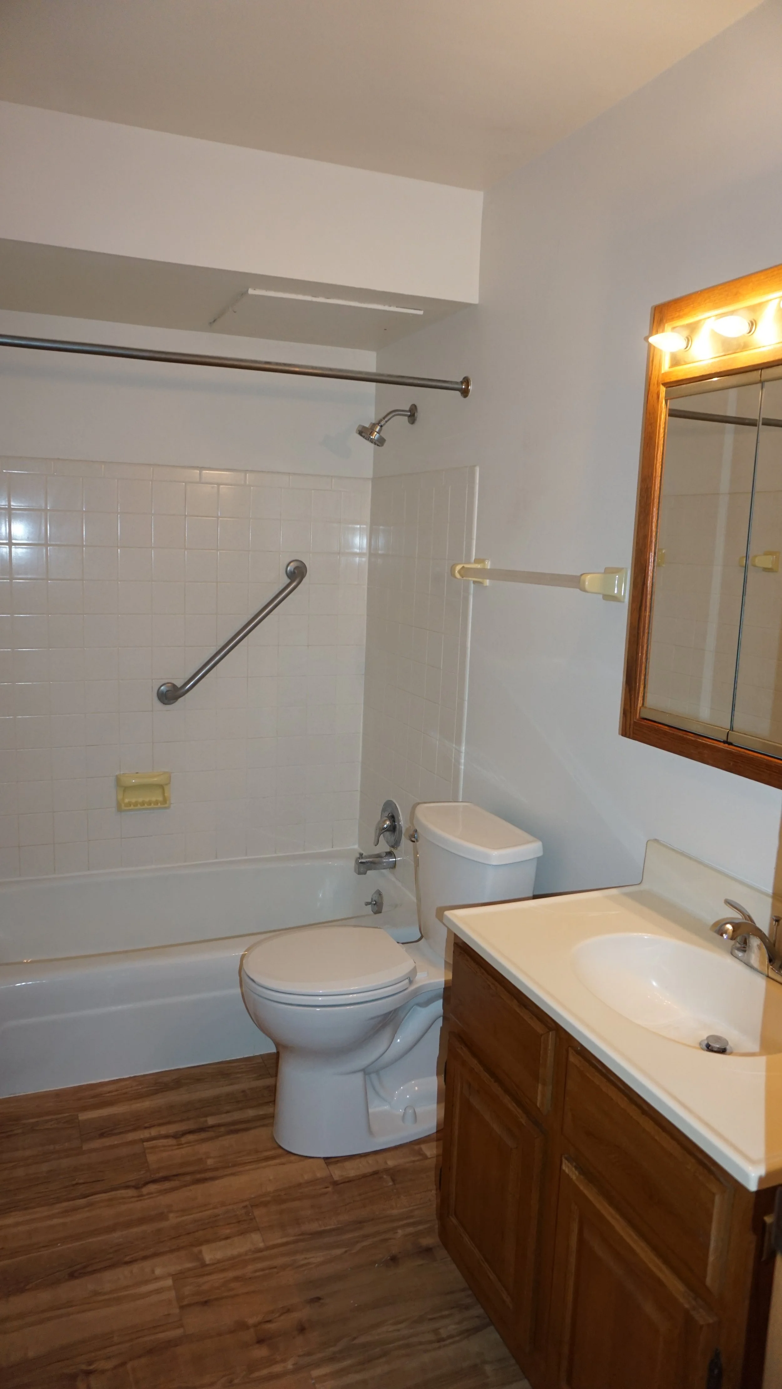 2-bedroom apartment at Hartwell Place Apartments in Waukesha - 208