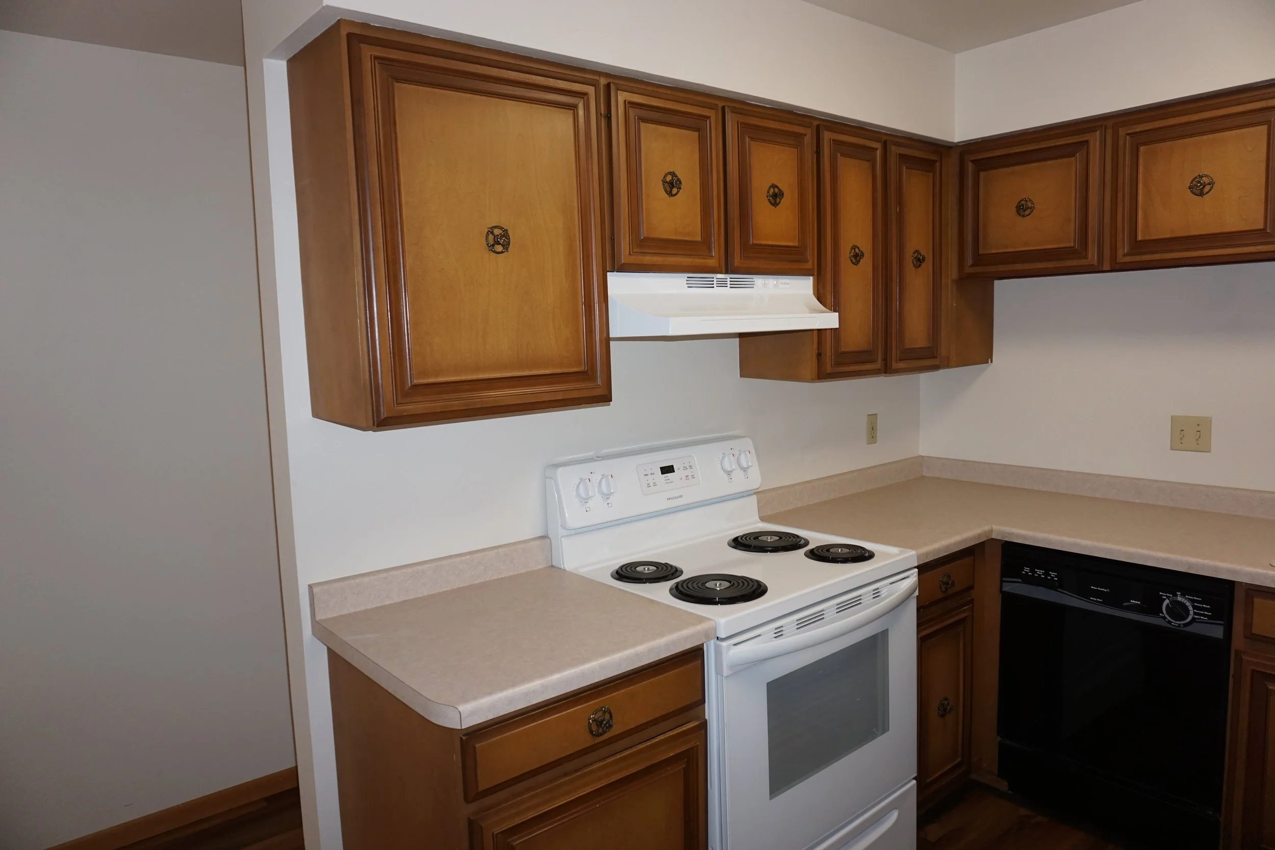 309 Kitchen.JPG
