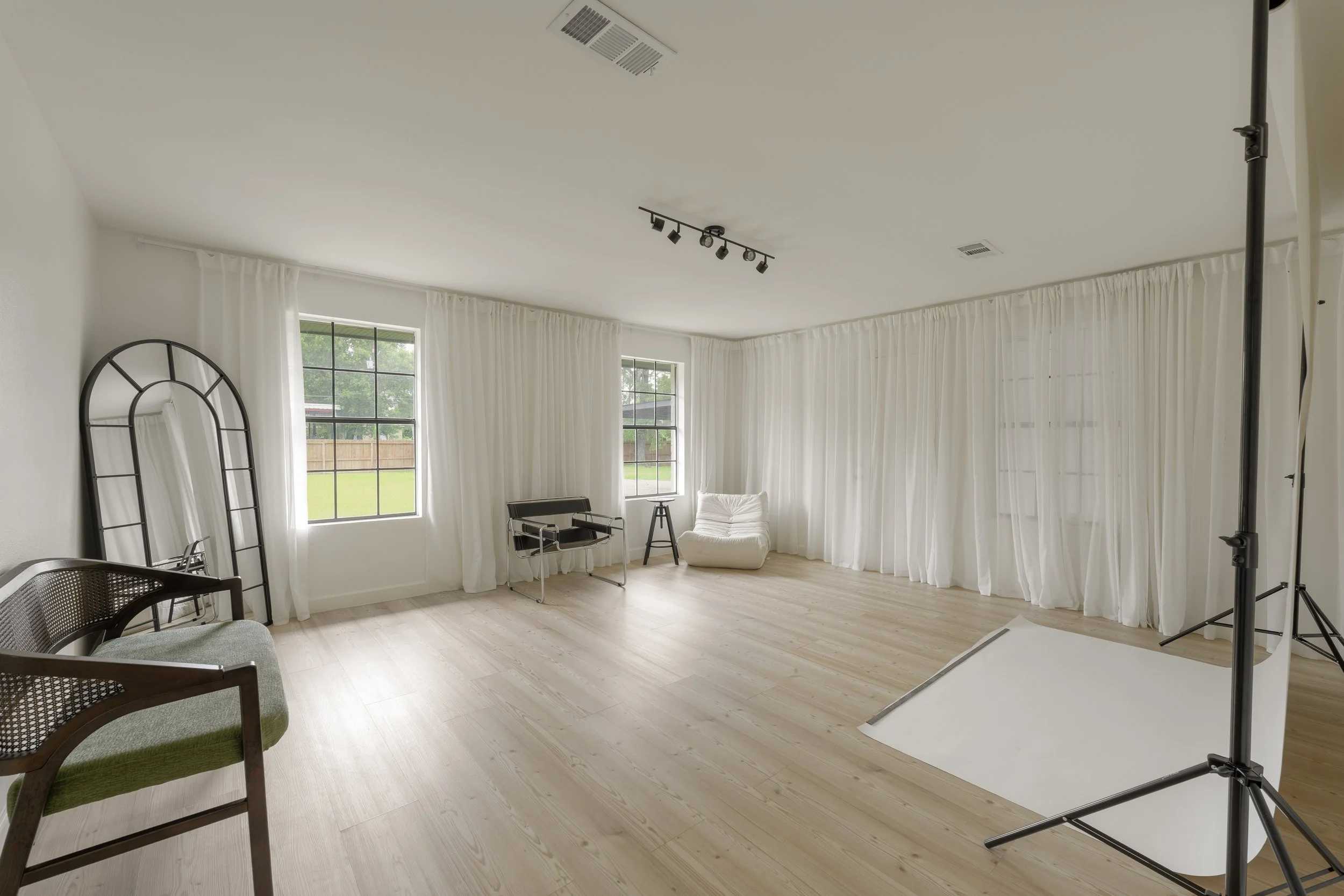 10-Makai Creative Studios-12.jpg