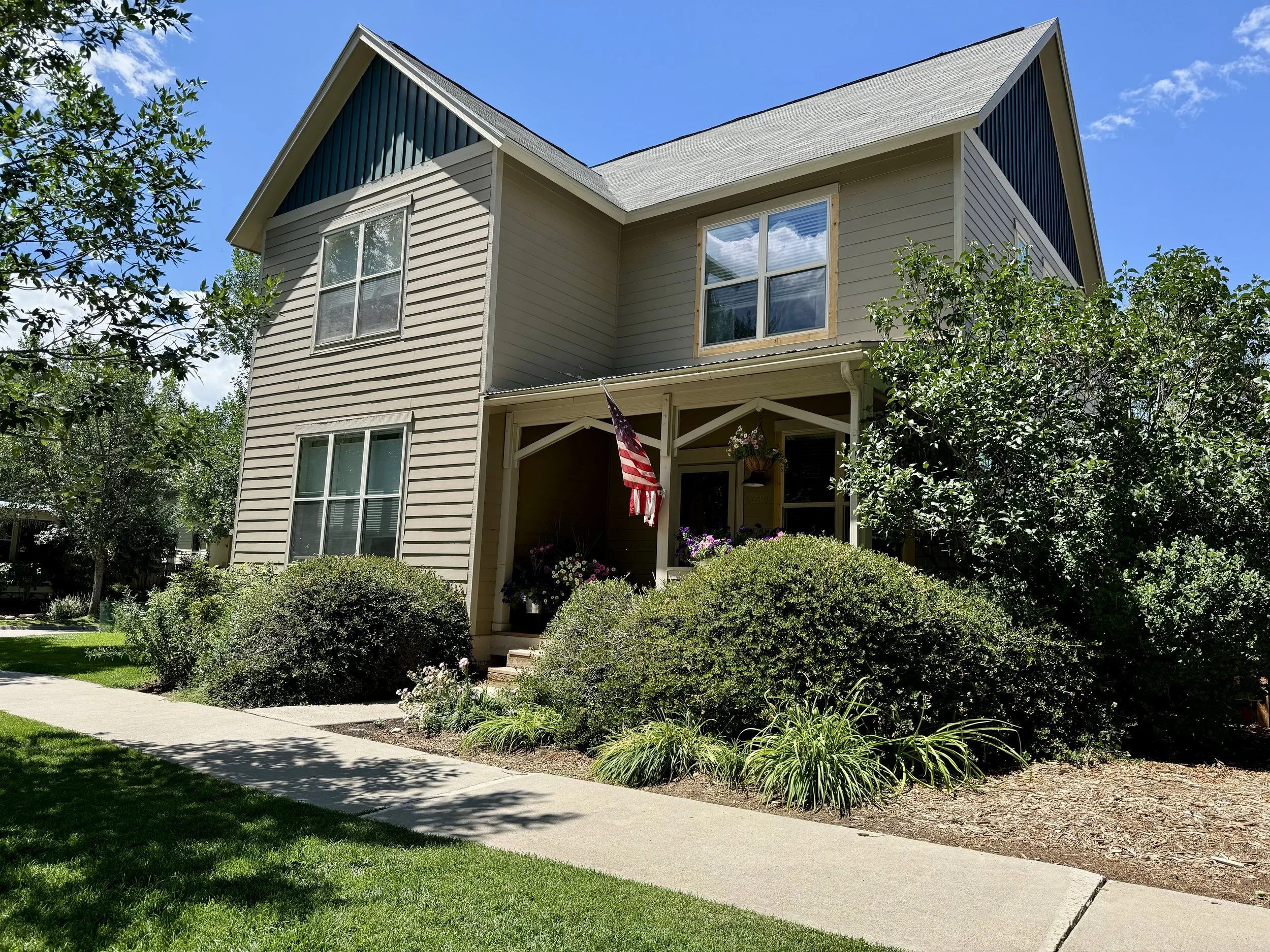 01 Exterior Front 01.jpg