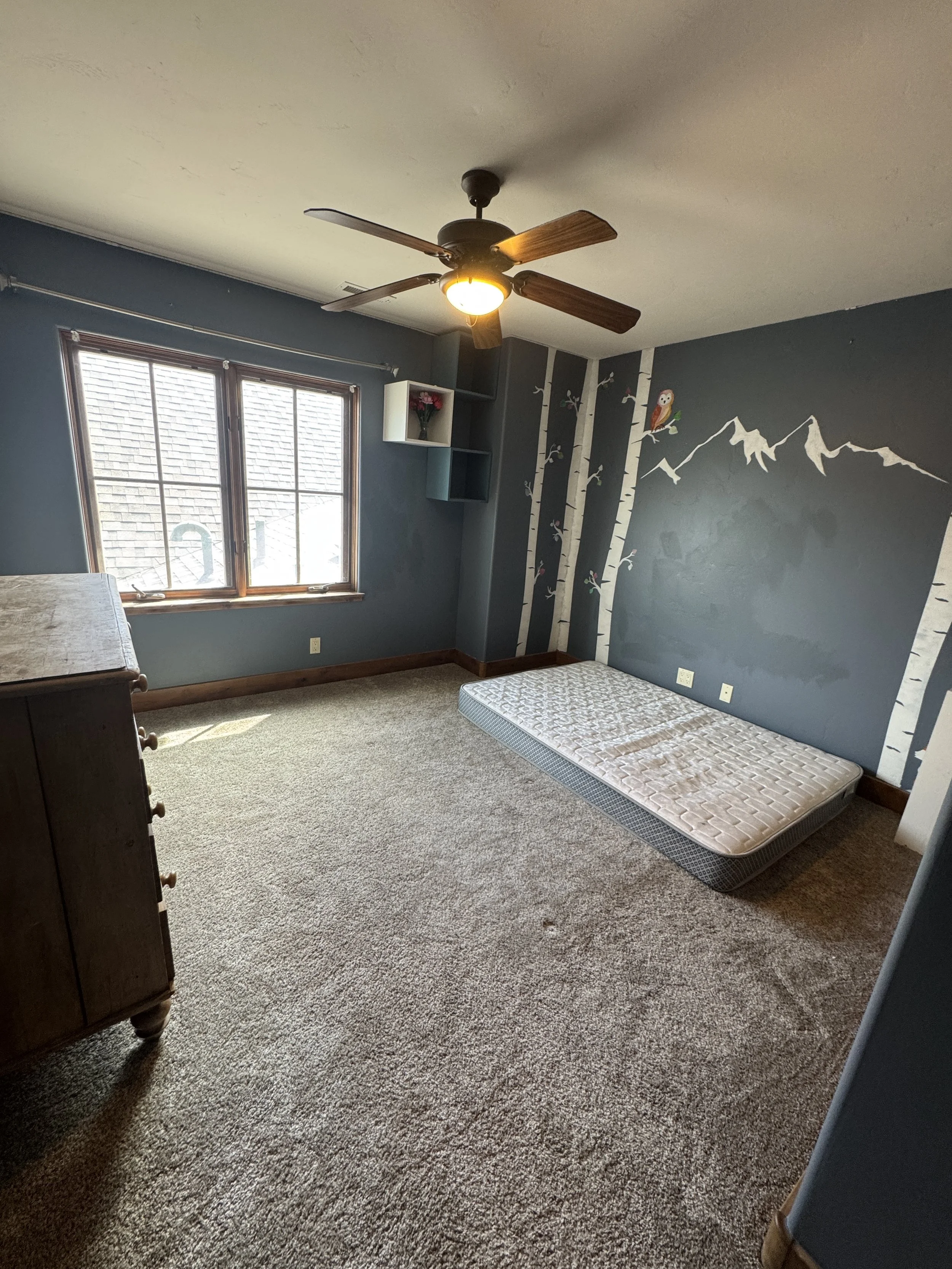 09 Bed One 02.JPG