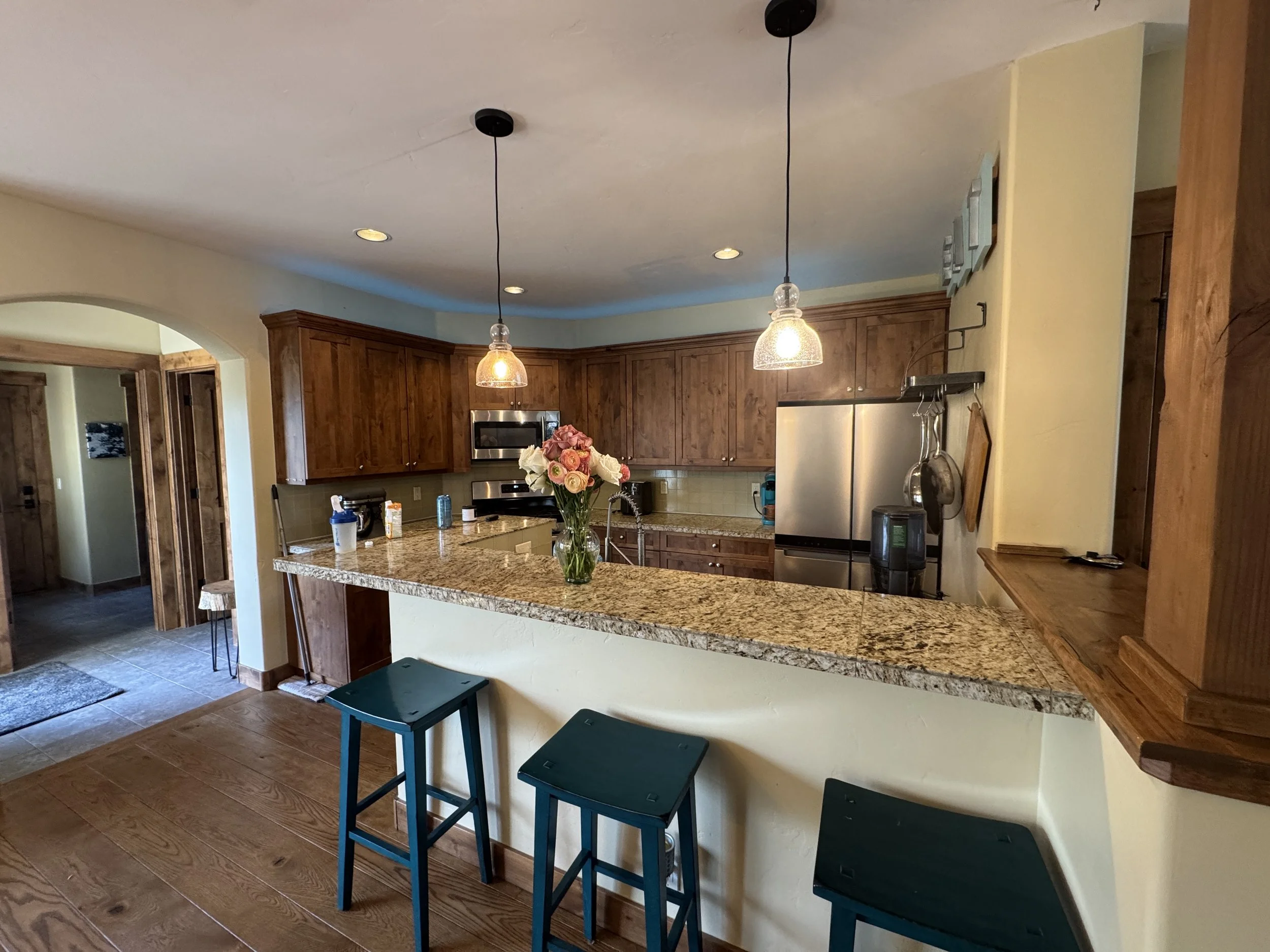 05 Kitchen 02.JPG