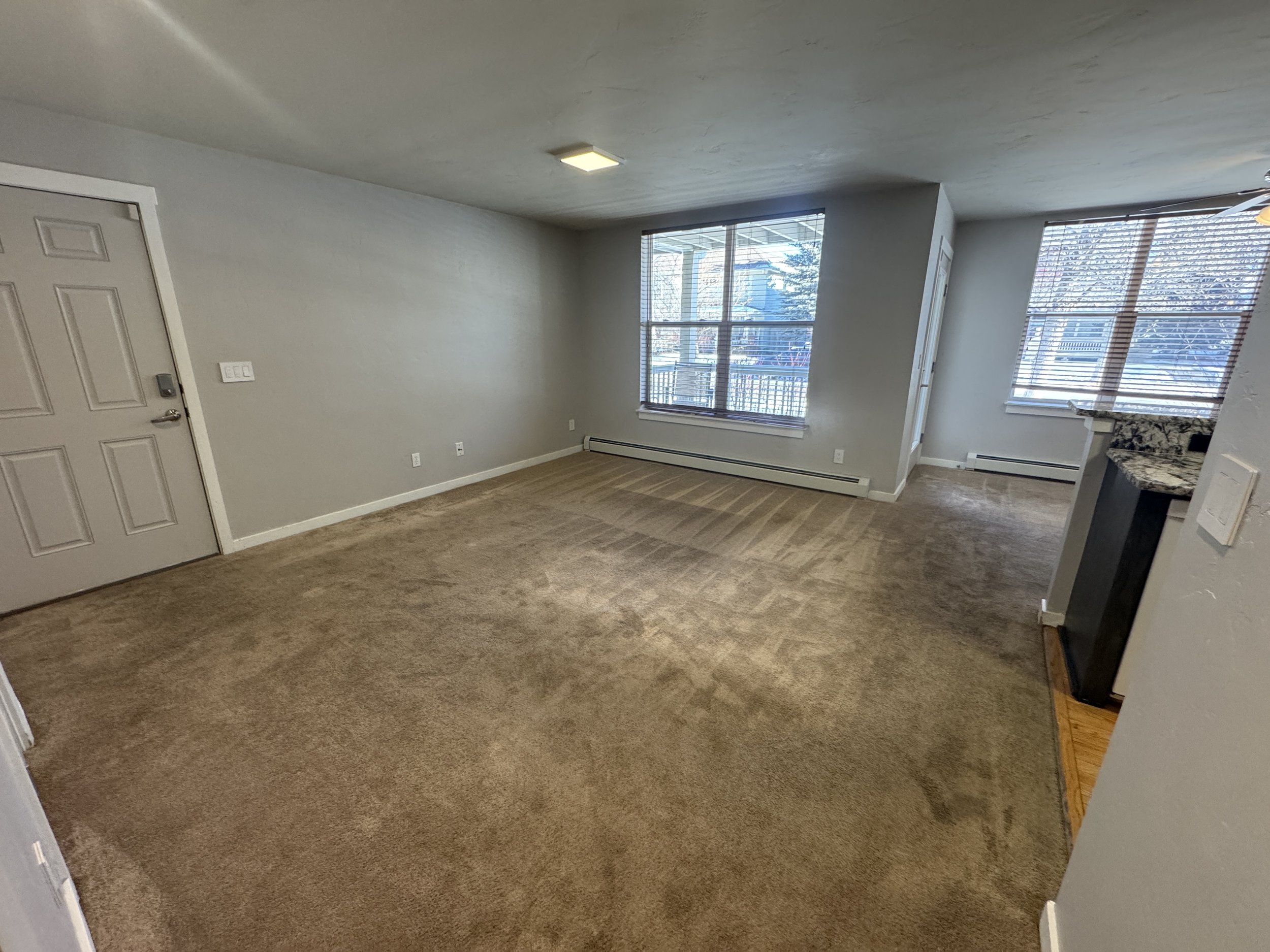 02 Living Room 02.JPG