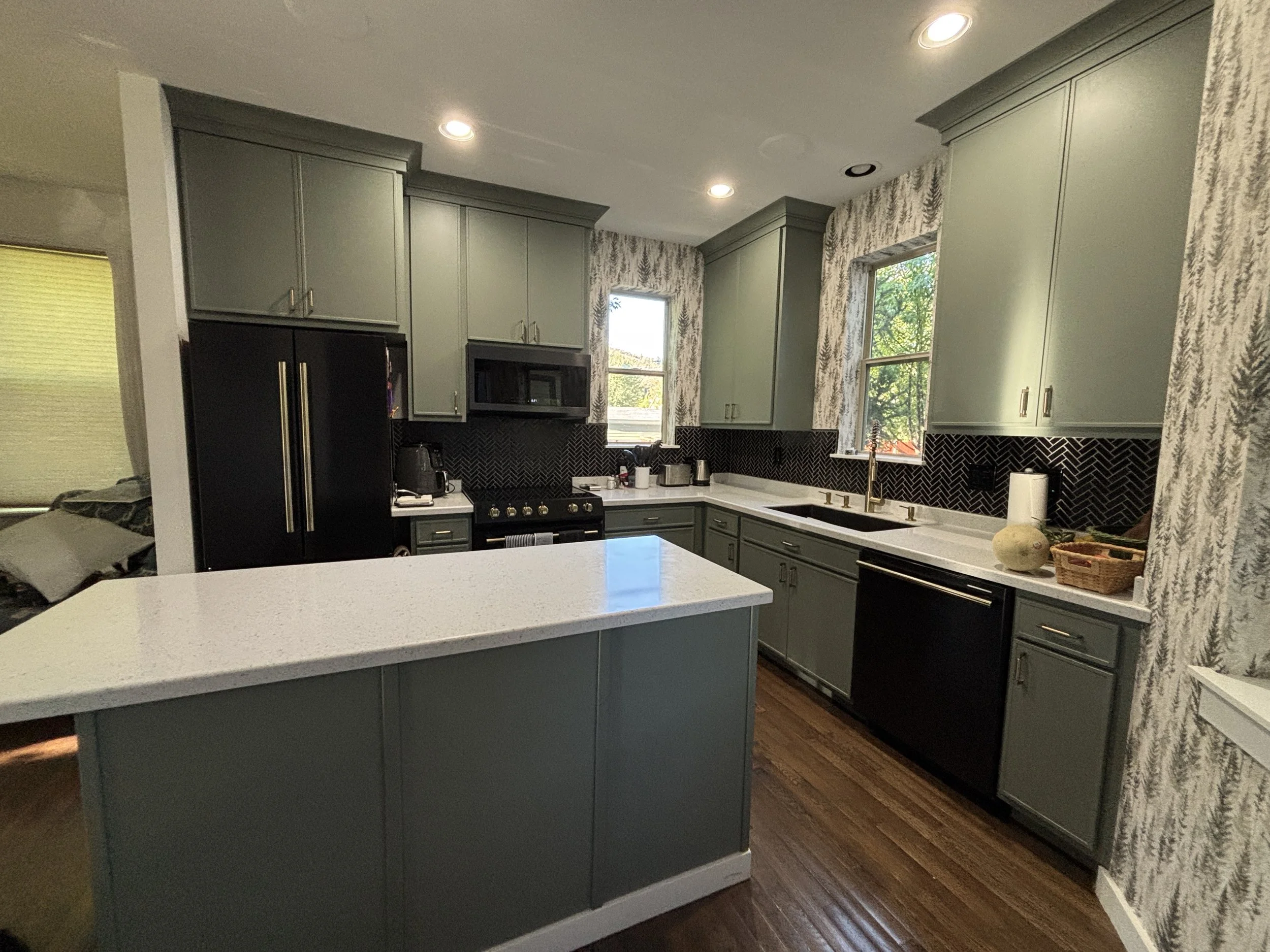 03 Kitchen 01.jpg