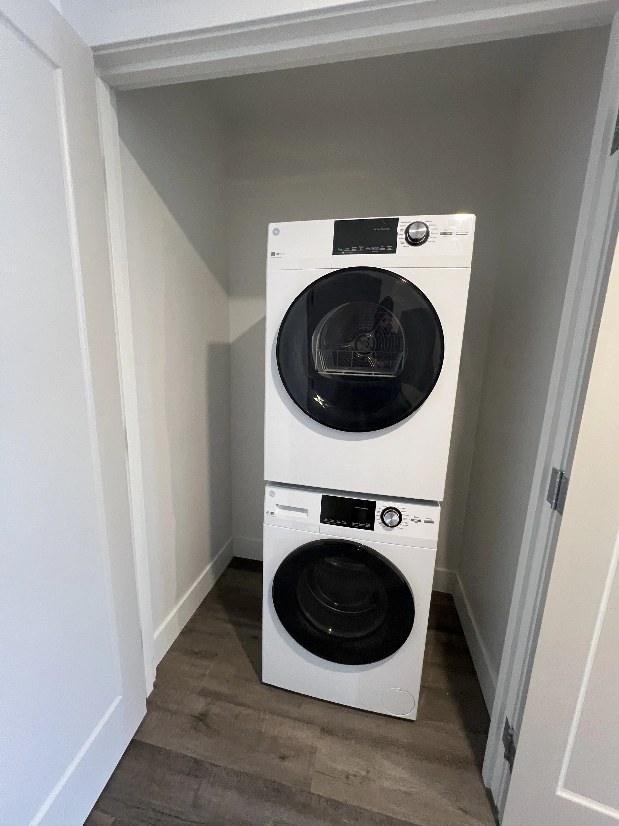 12 C201 Laundry.jpg