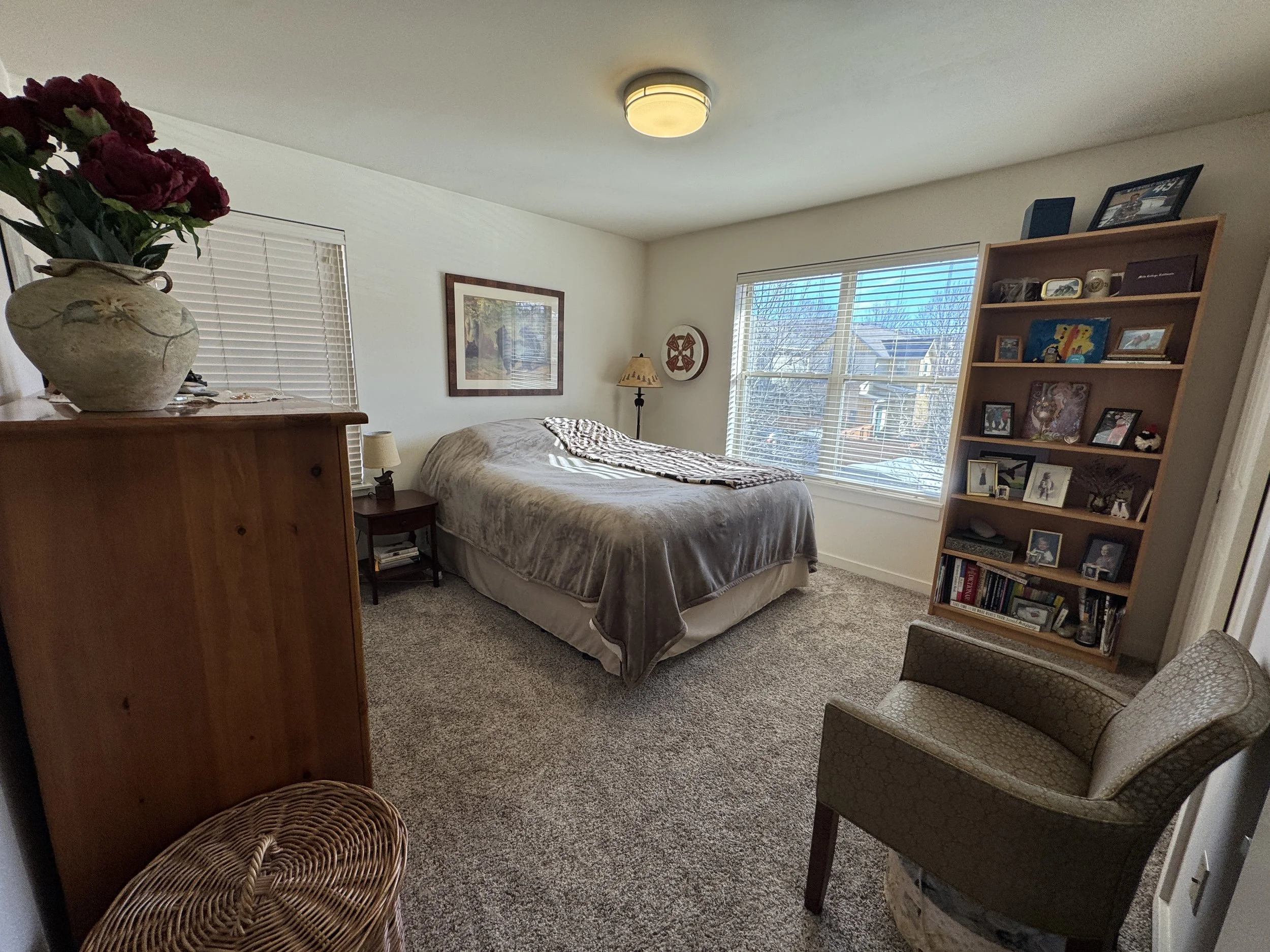 07 Bedroom One 01.JPG