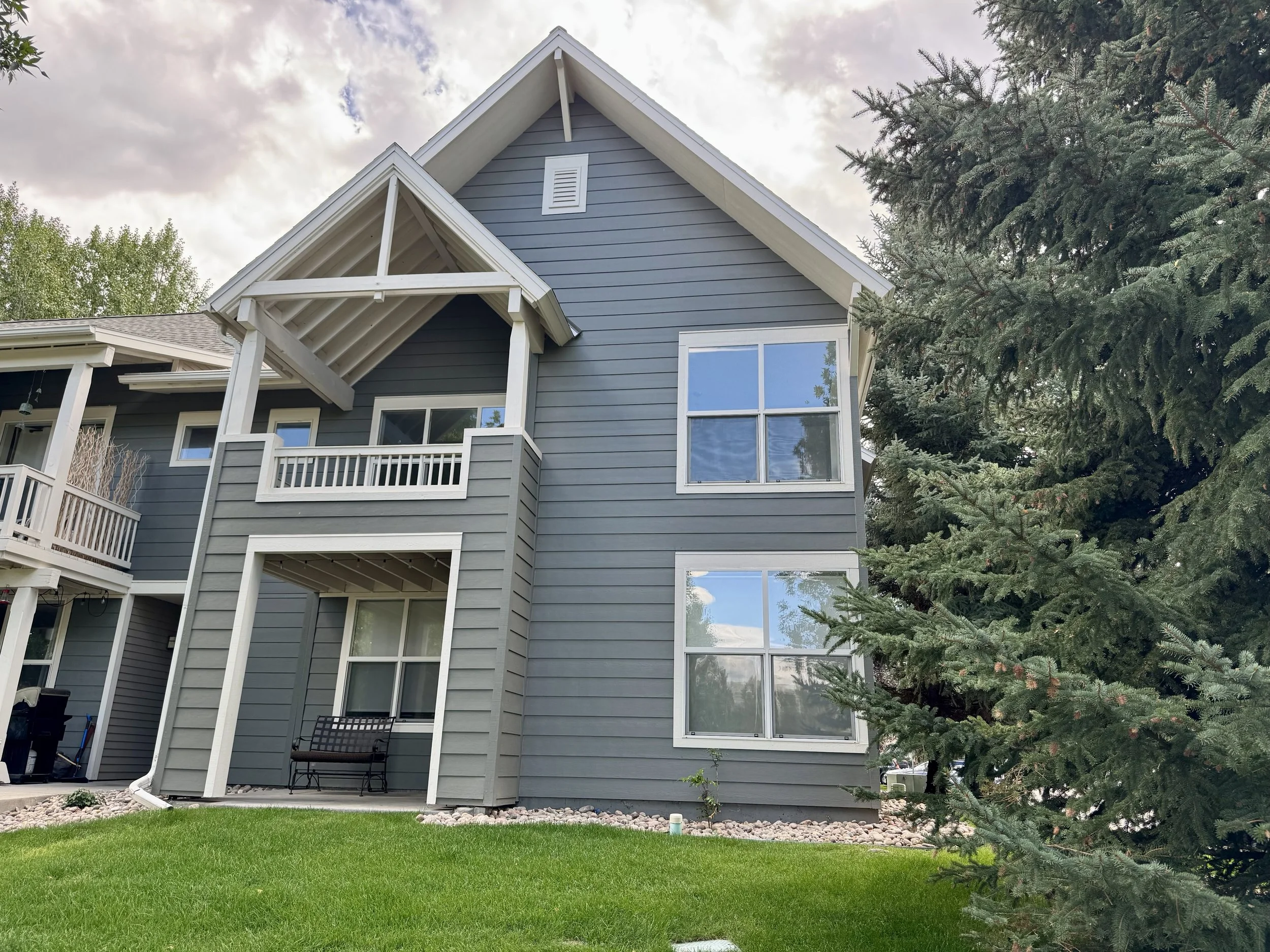 01 Exterior 02.jpg