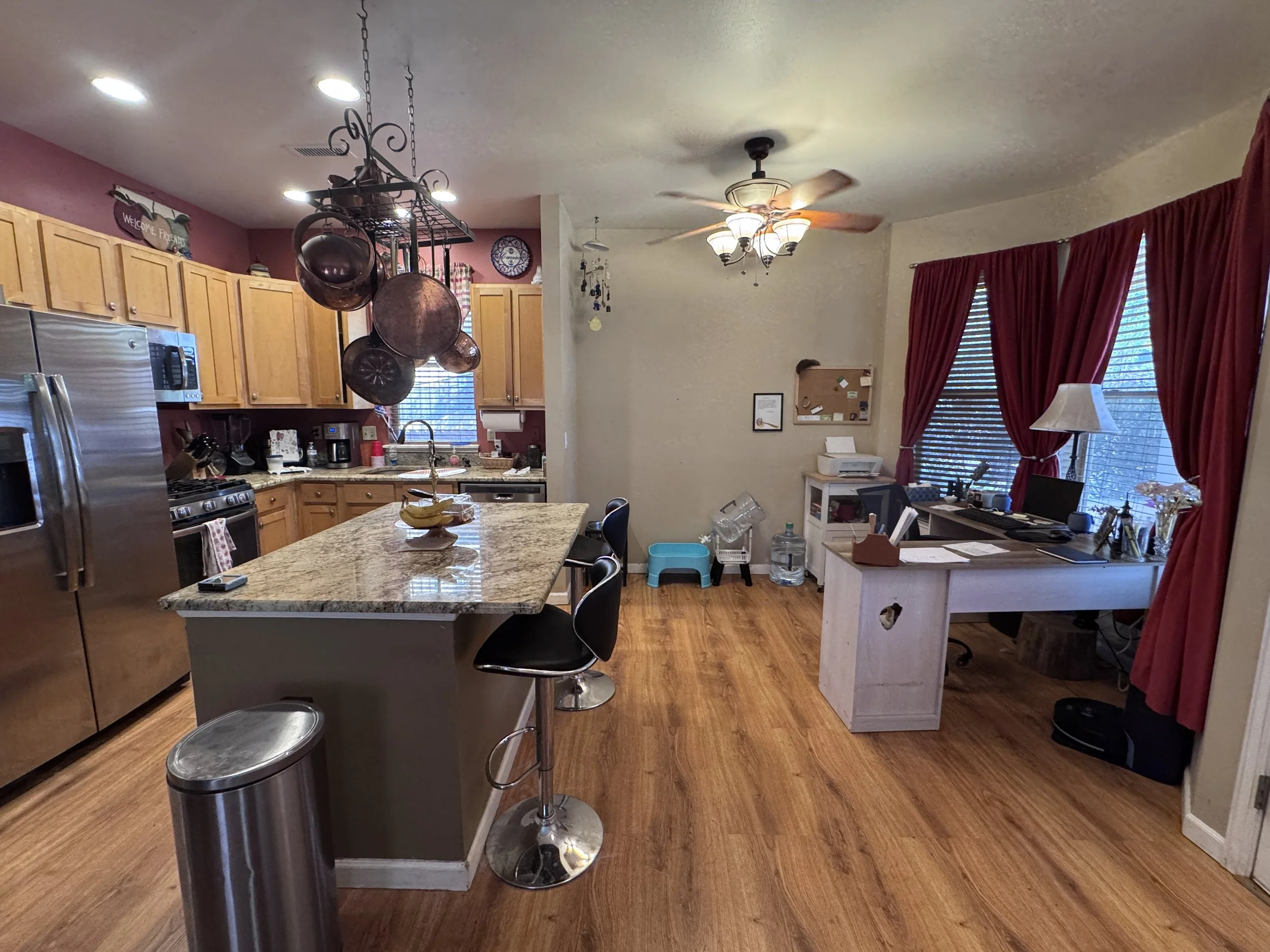 03 Kitchen 01.jpg