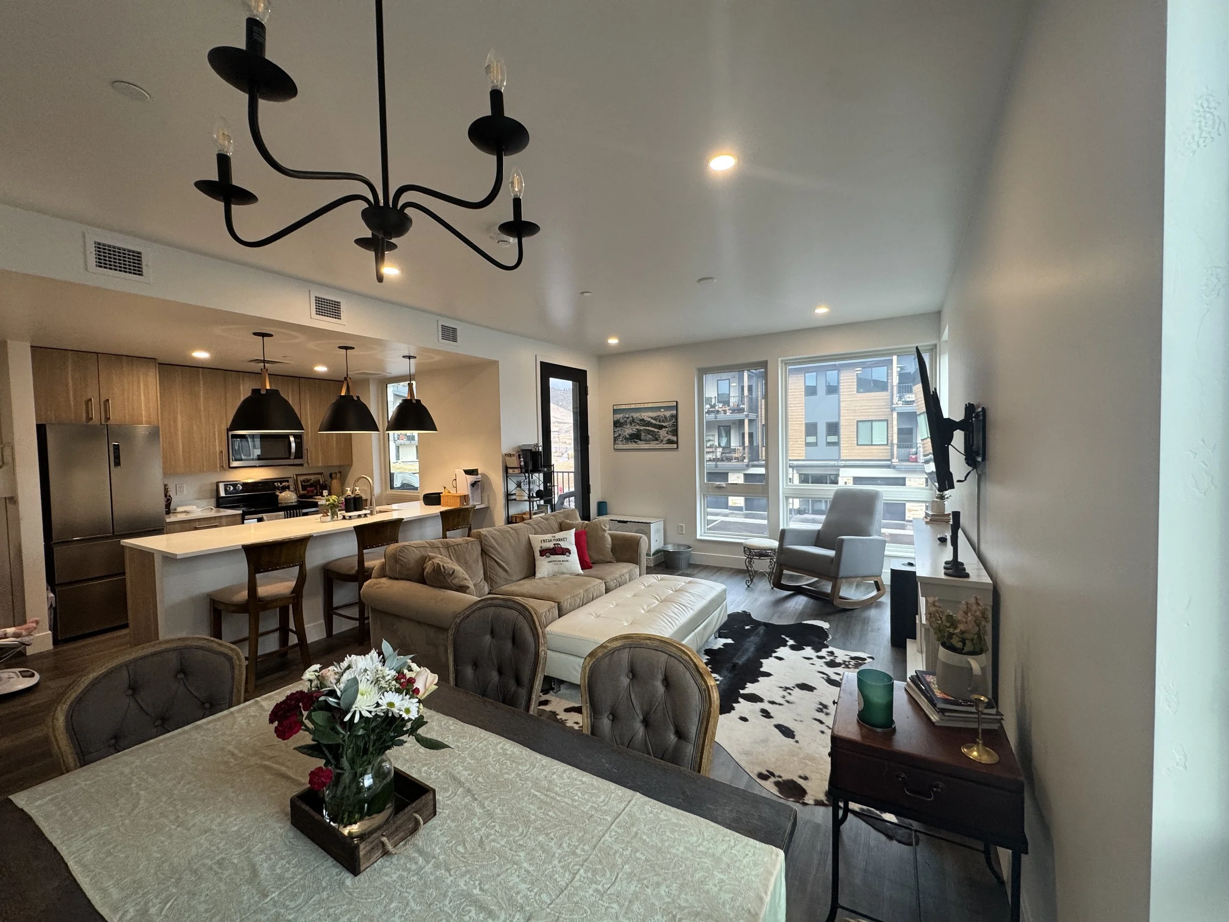 05 Great Room 03.JPG