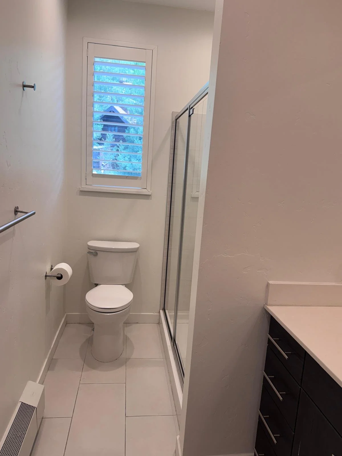 05 Bath 02.jpg